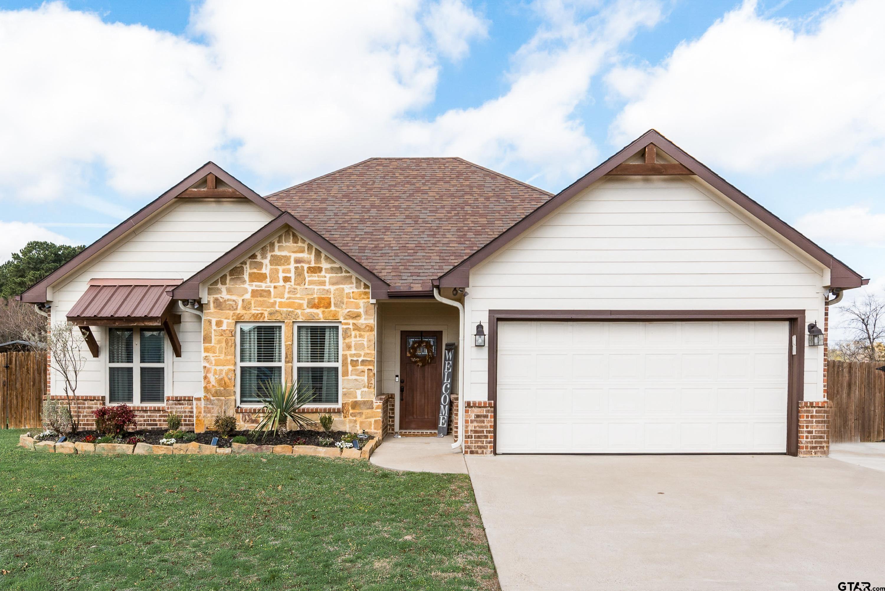 120 Horseshoe Lake Dr