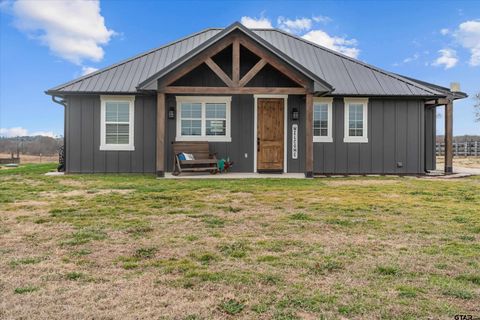 3812 FM 1995 Van TX 75790