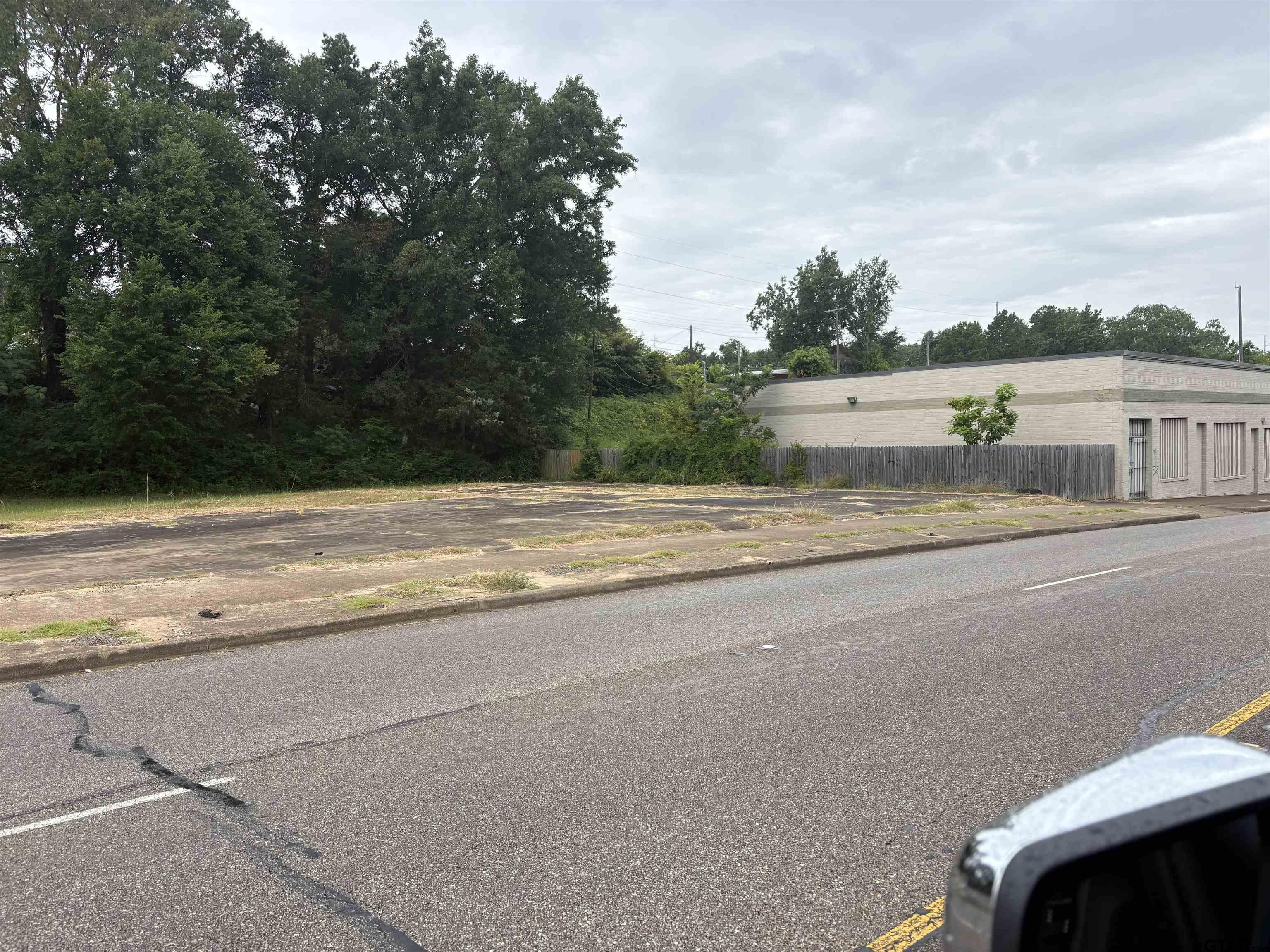 2120 W ERWIN STREET