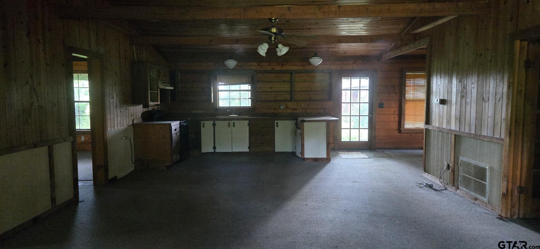 12077 County Road 1200