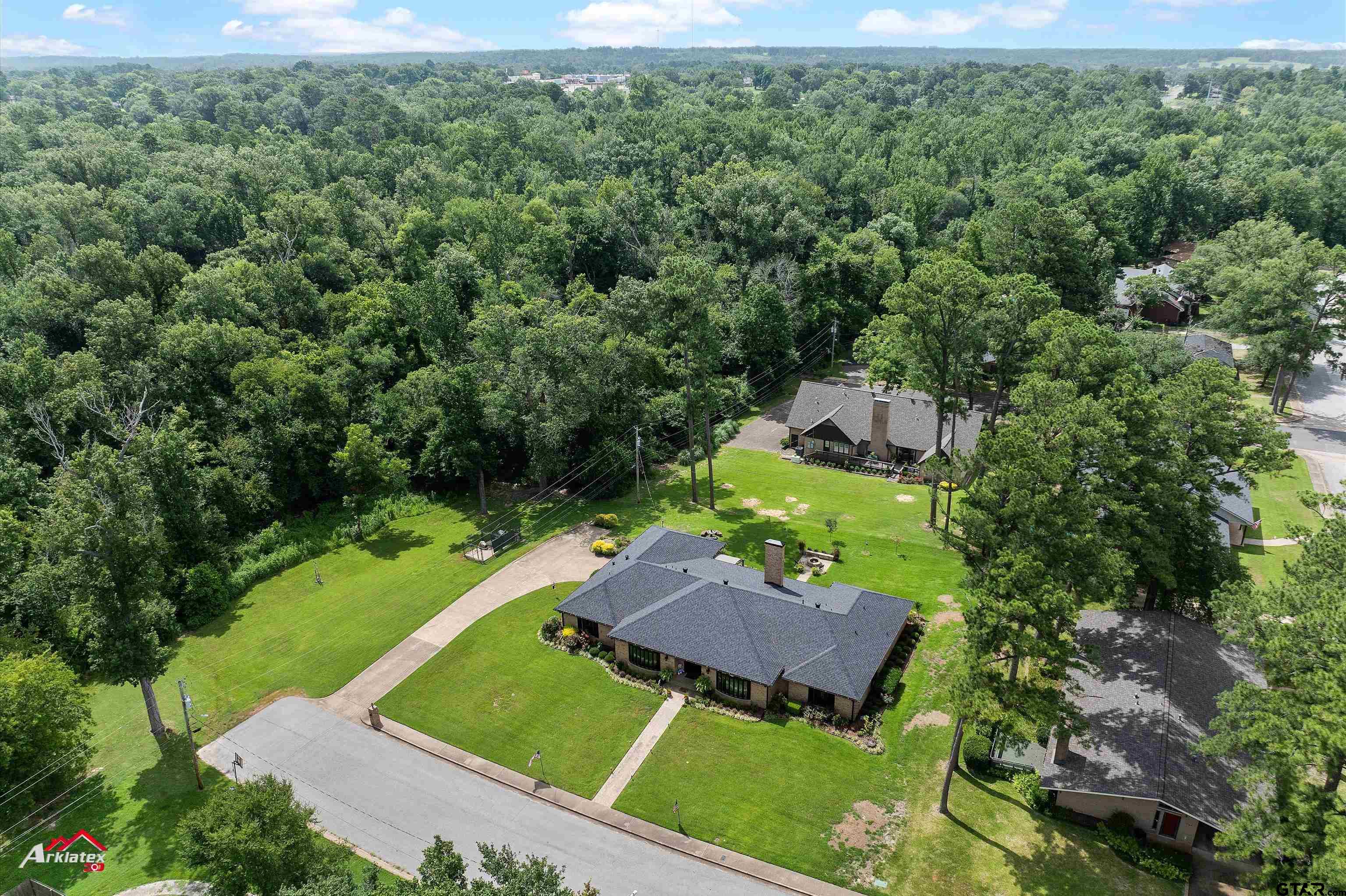 1103 Larkwood Trail