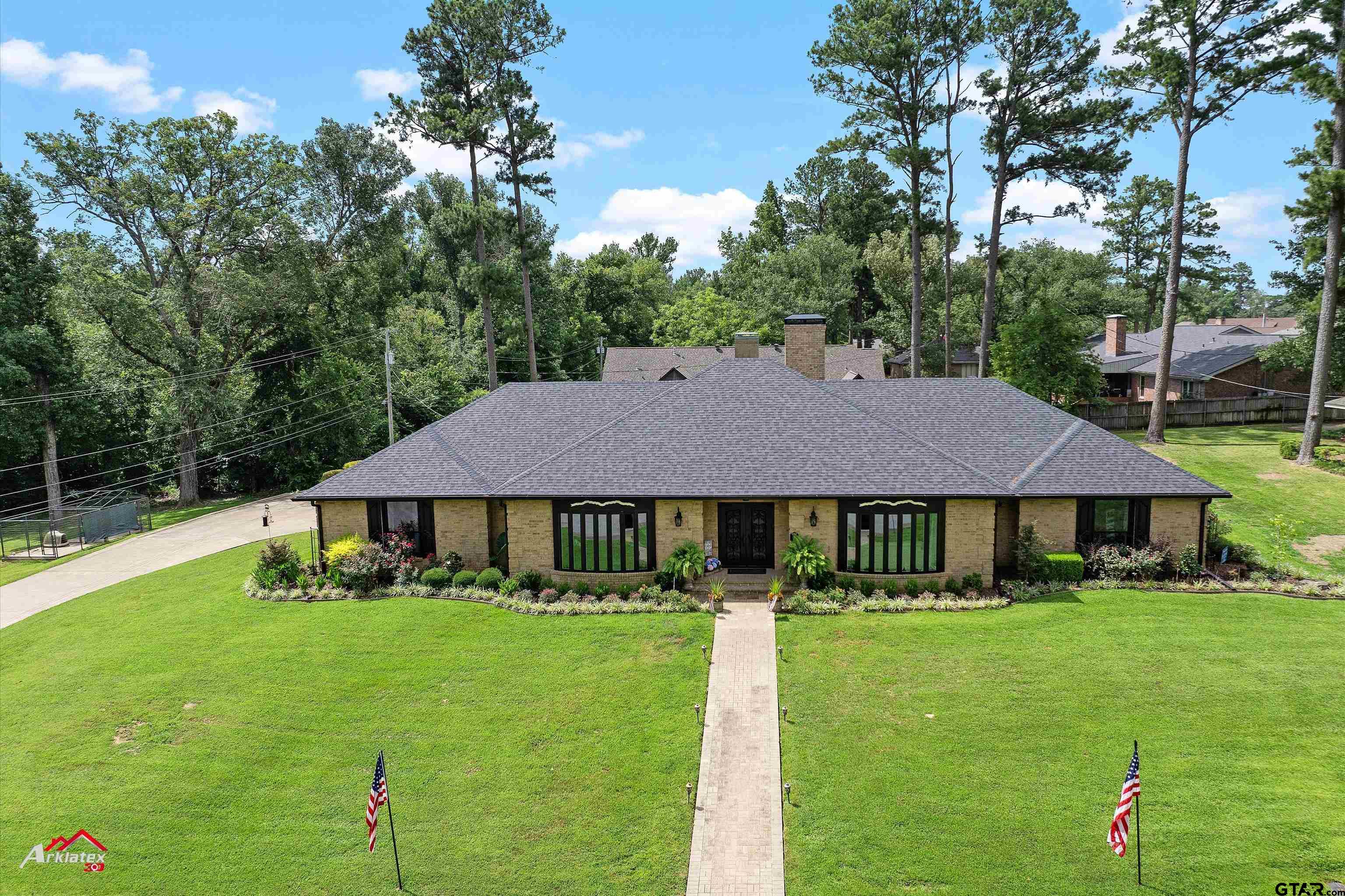 1103 Larkwood Trail