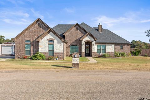 A home in Lindale