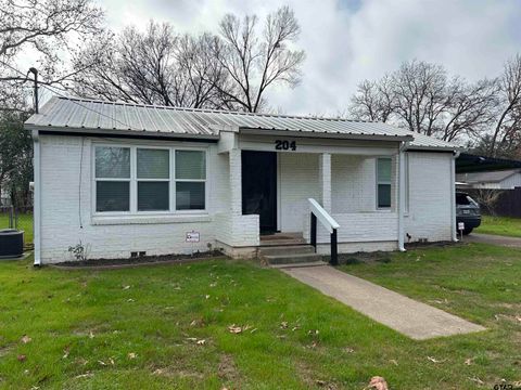 204 W NORTH Lindale TX 75771