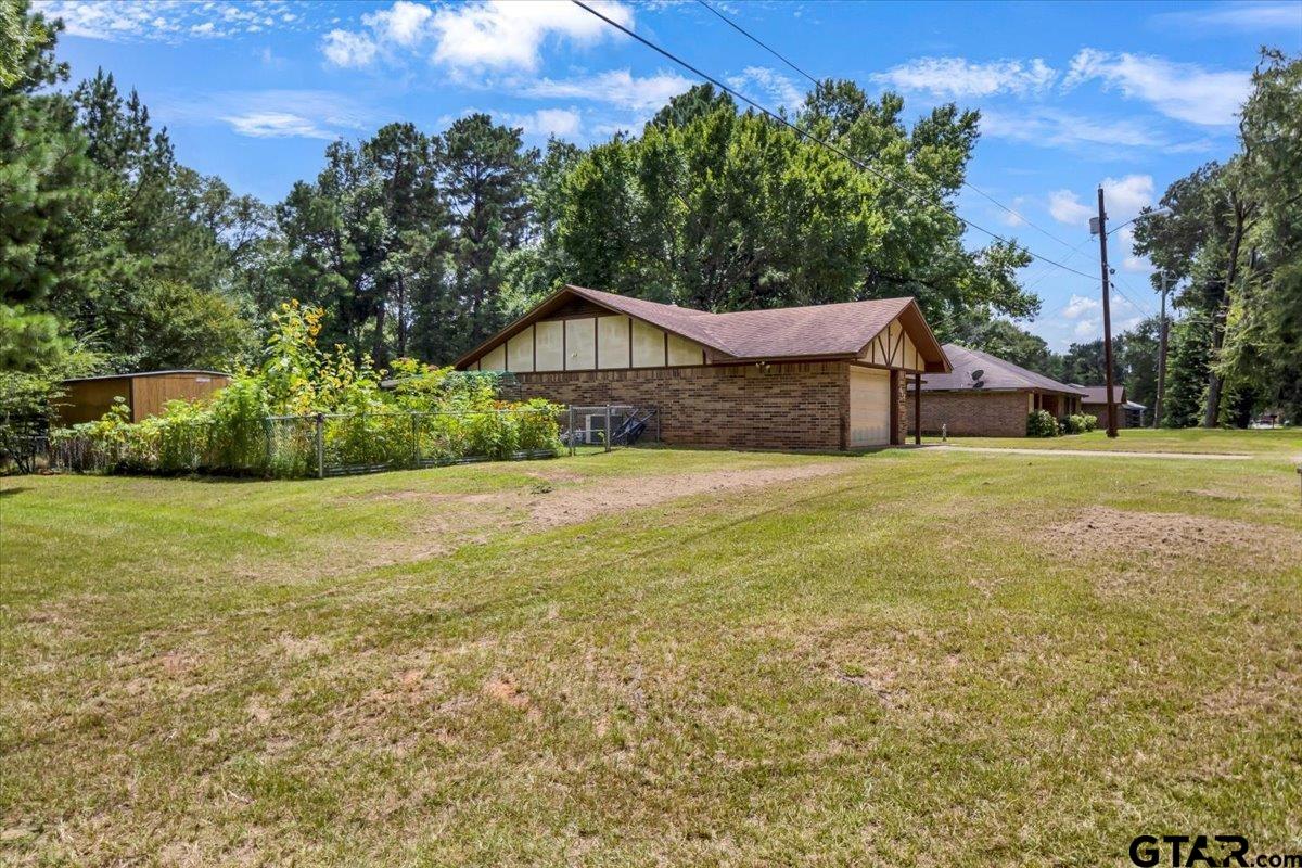 412 Peach Tree Drive