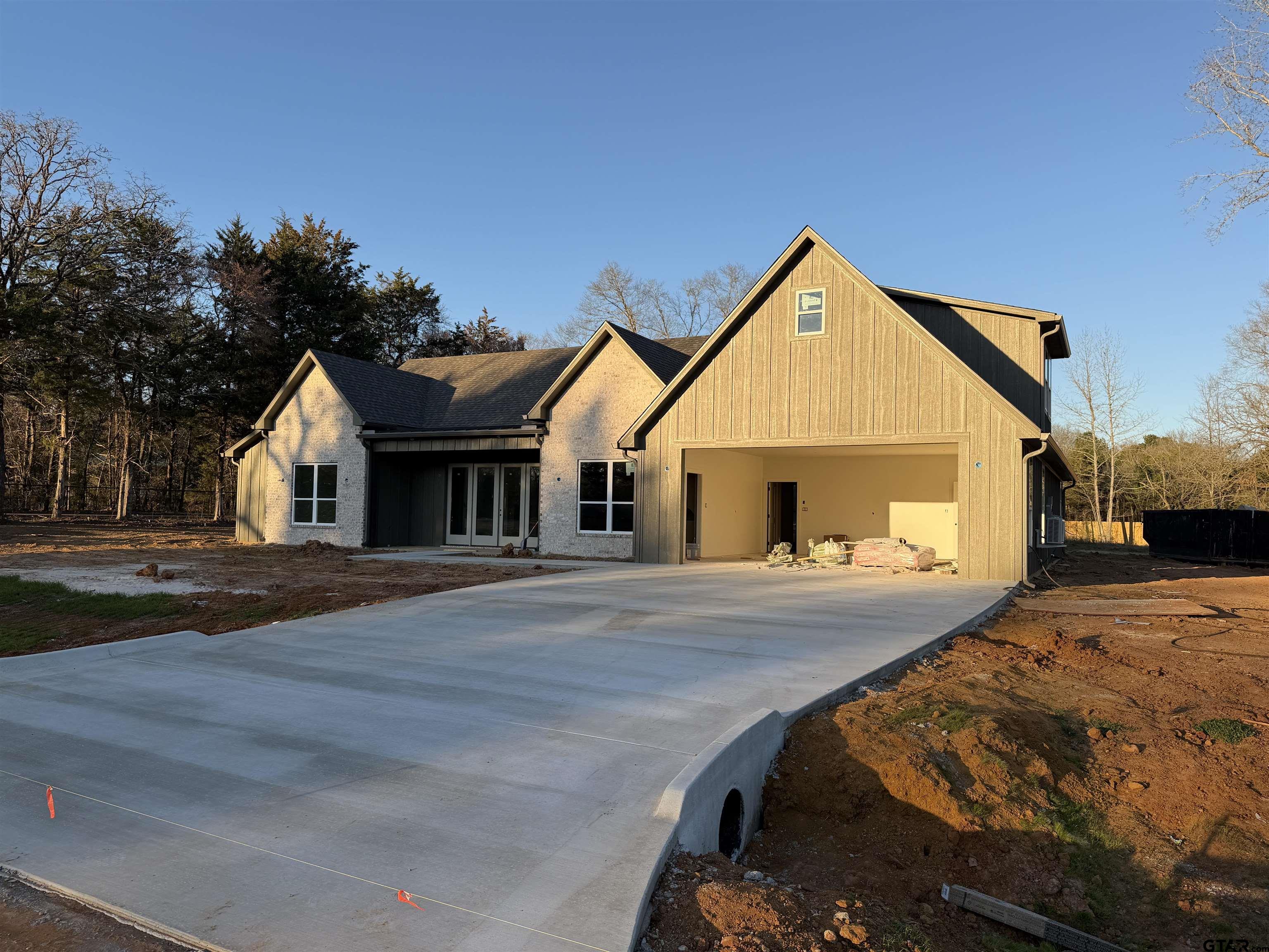 14009 Hidden Brook Ln