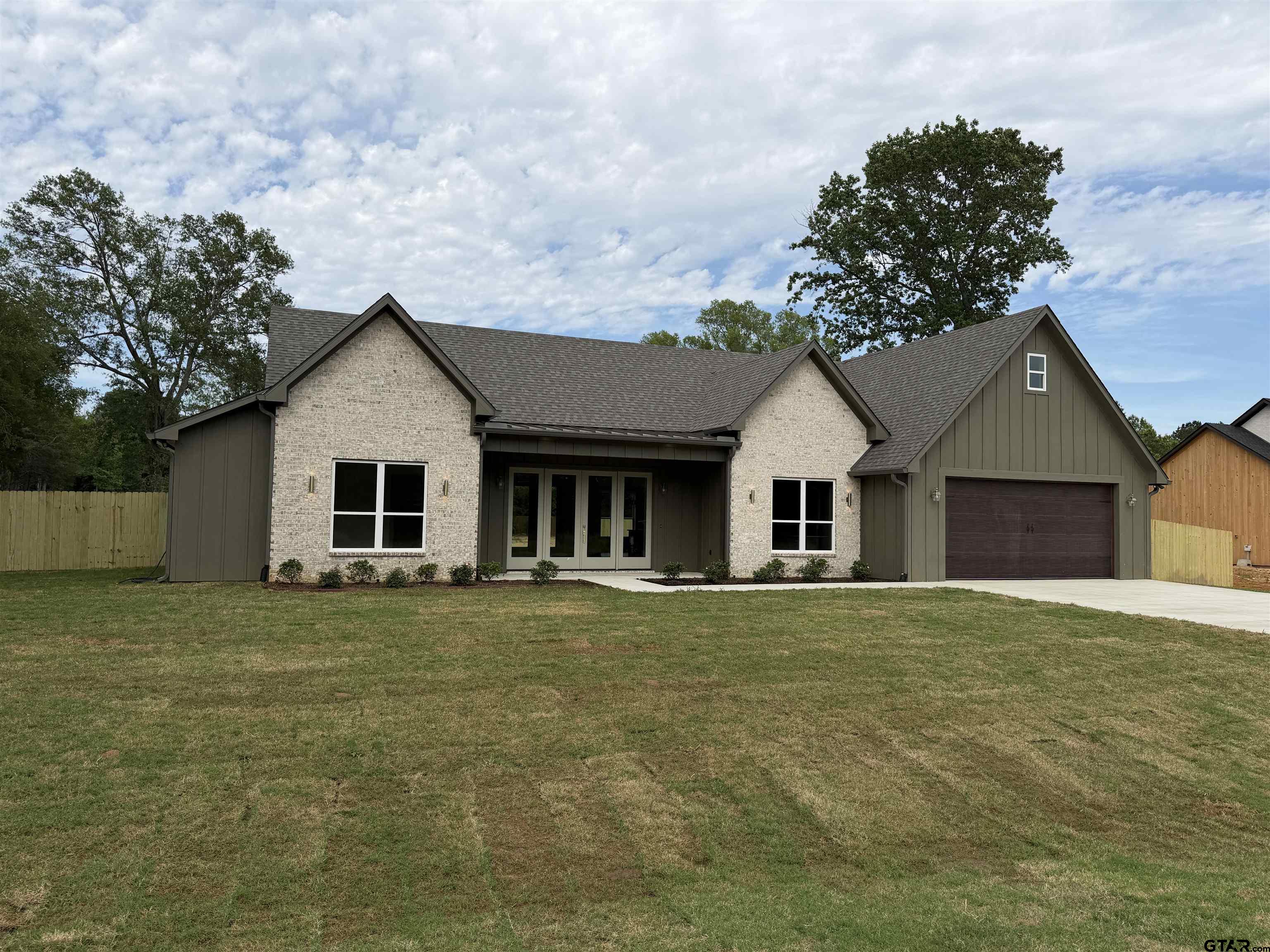 14009 Hidden Brook Ln