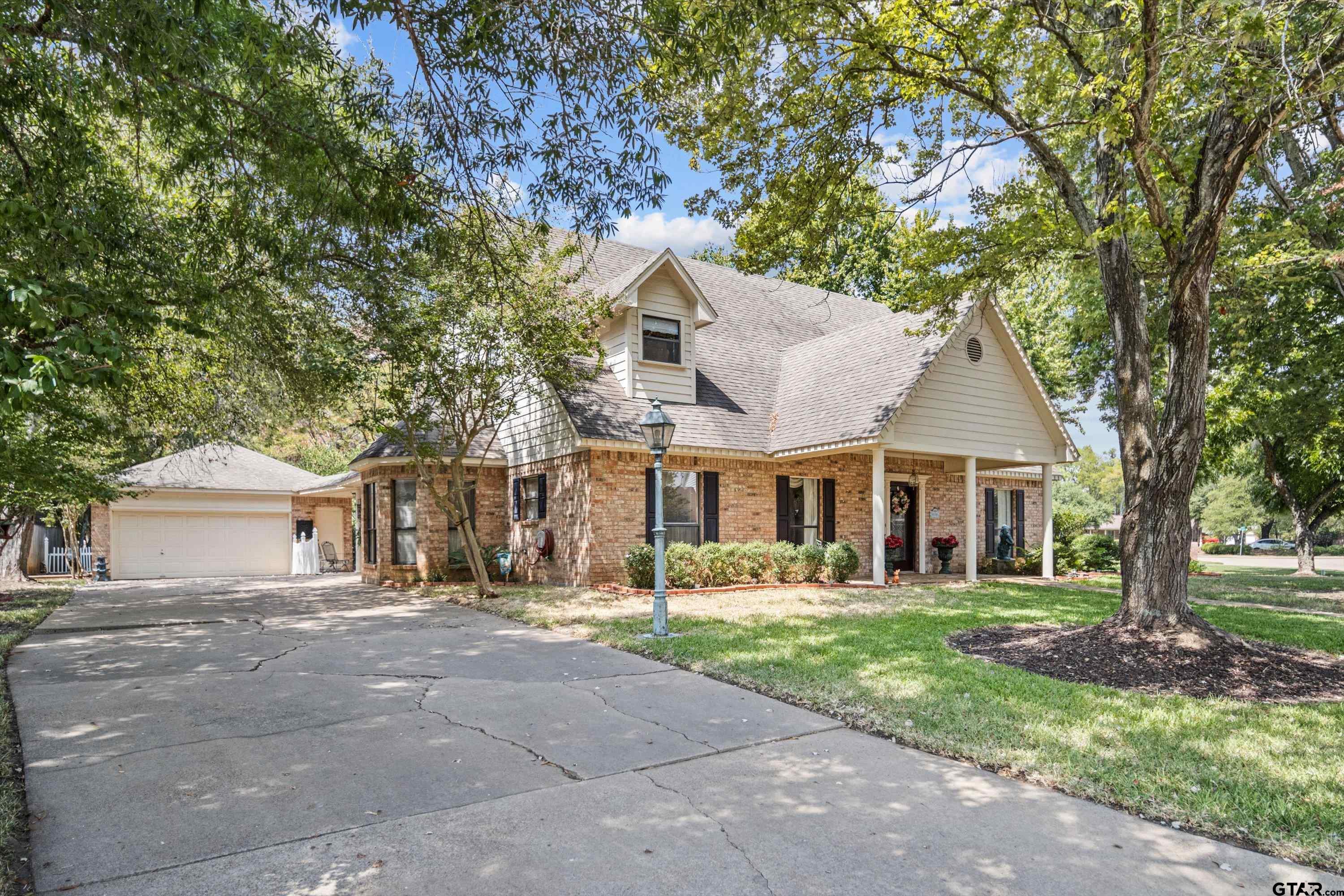 215 Enchanted Estates Drive