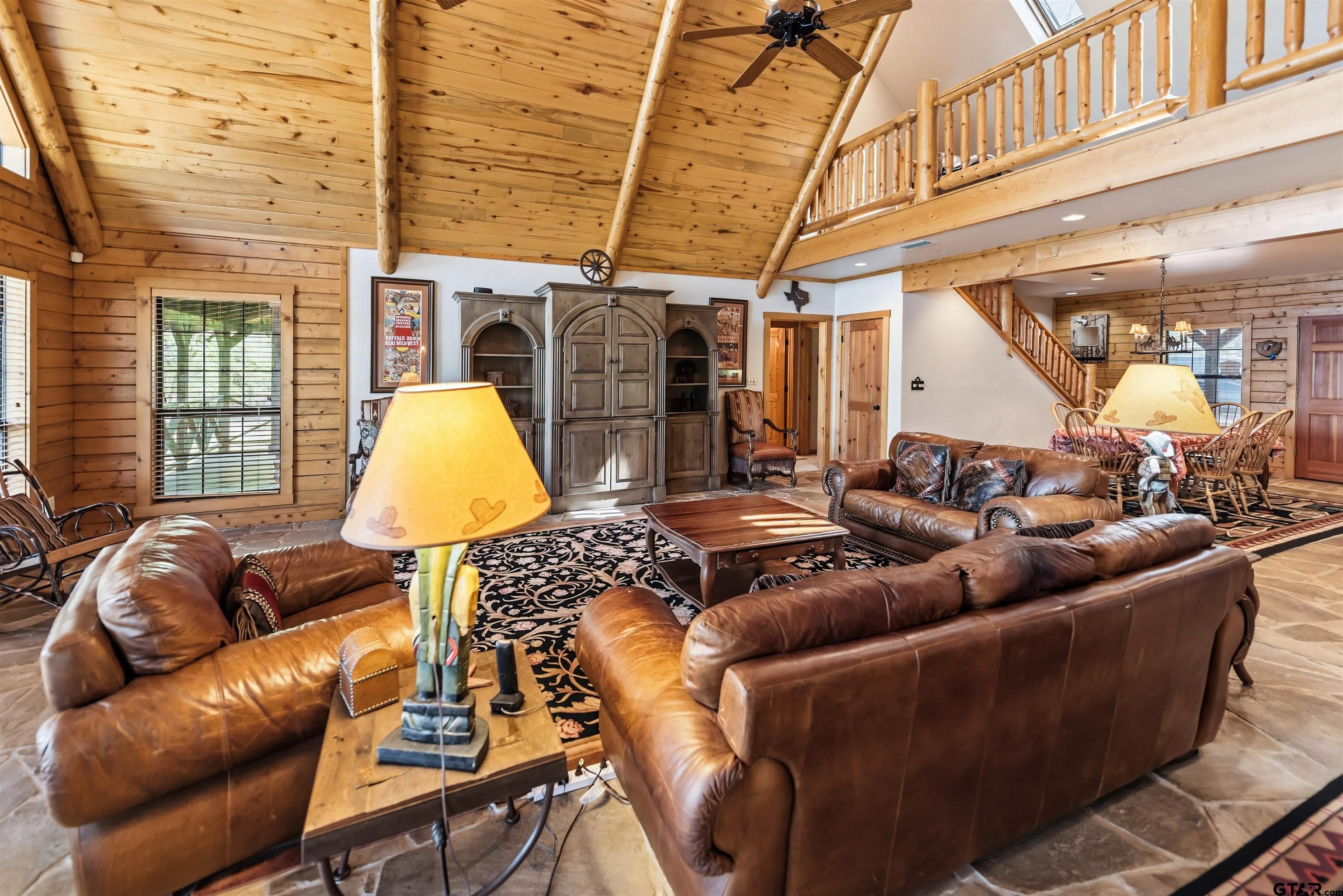 1705 Panther Creek Pass