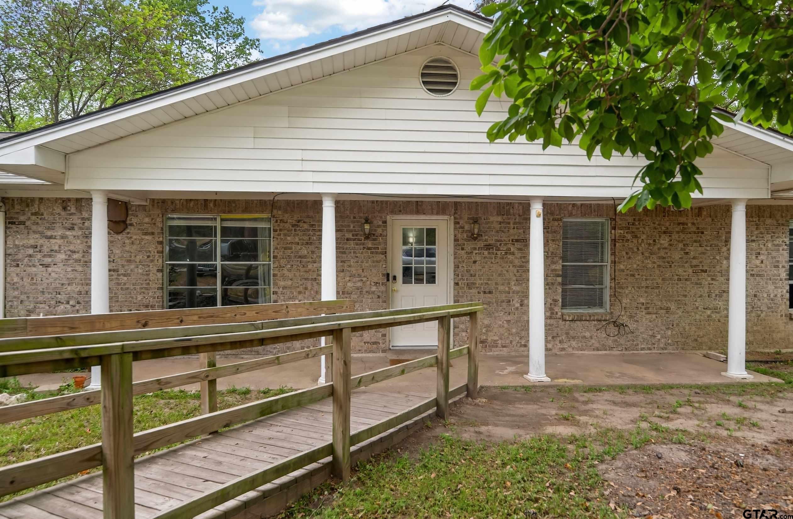 10558 County Road 2258