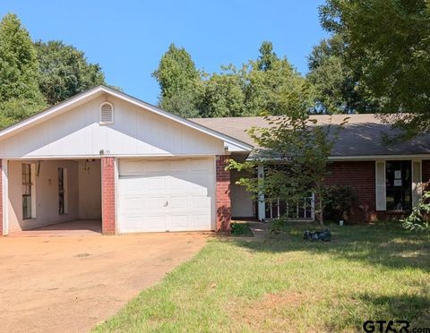 135 Stewart Palestine TX 75803
