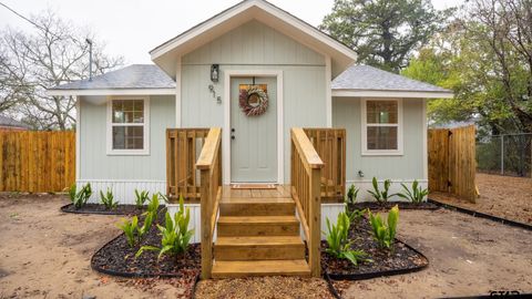 915 Britton Tyler TX 75701