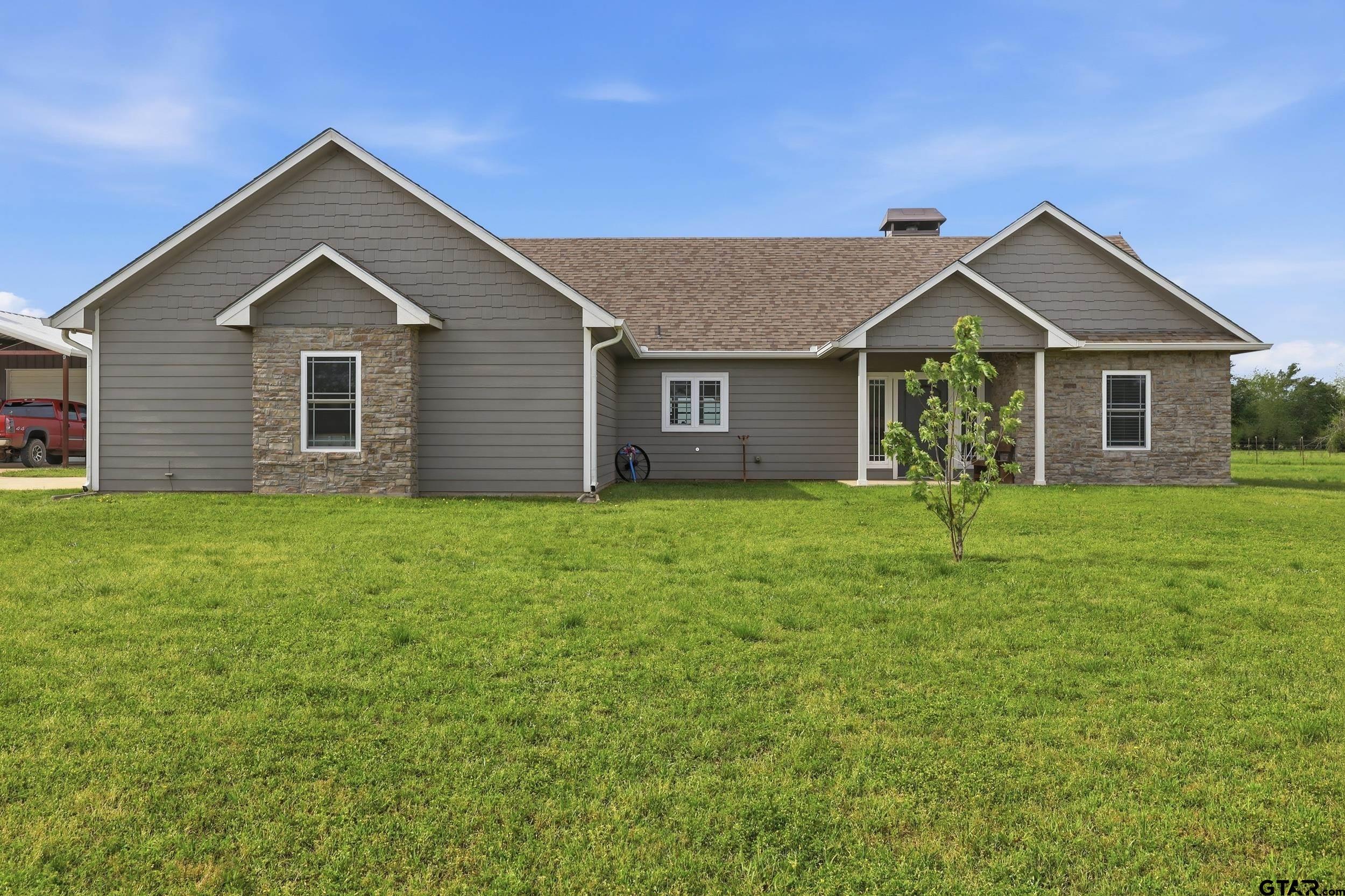 800 NE County Road 2150