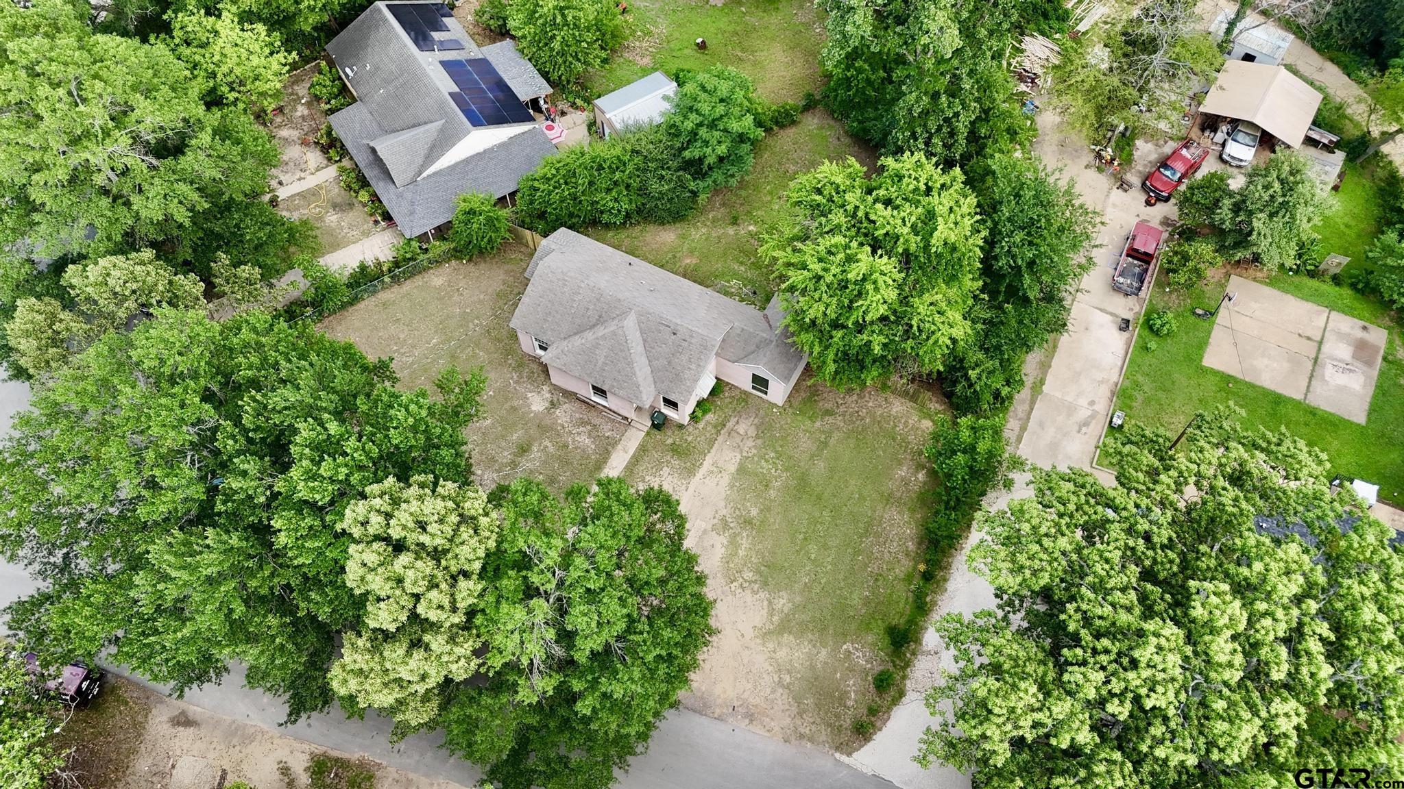 1341 Bellaire Dr
