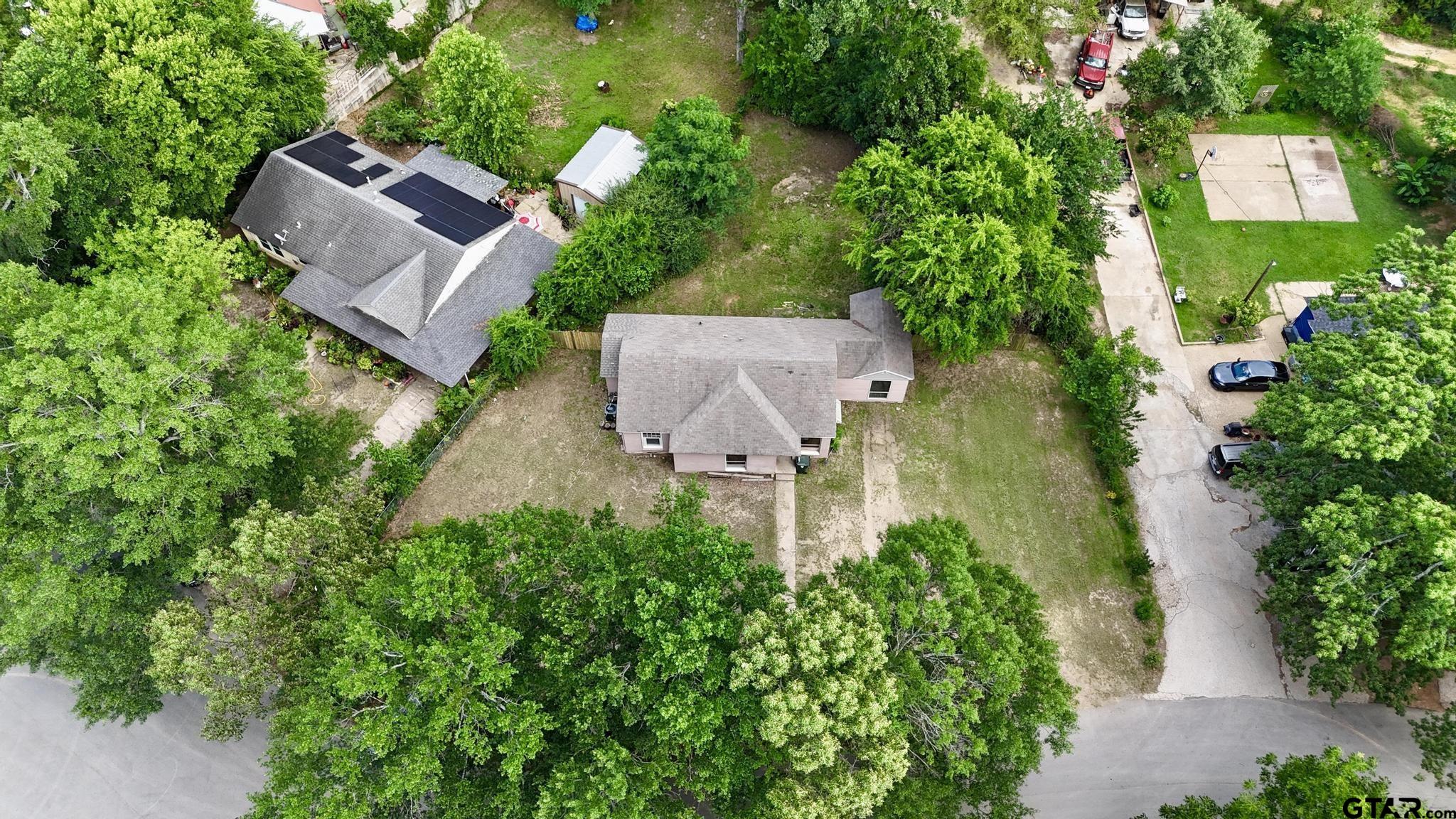 1341 Bellaire Dr