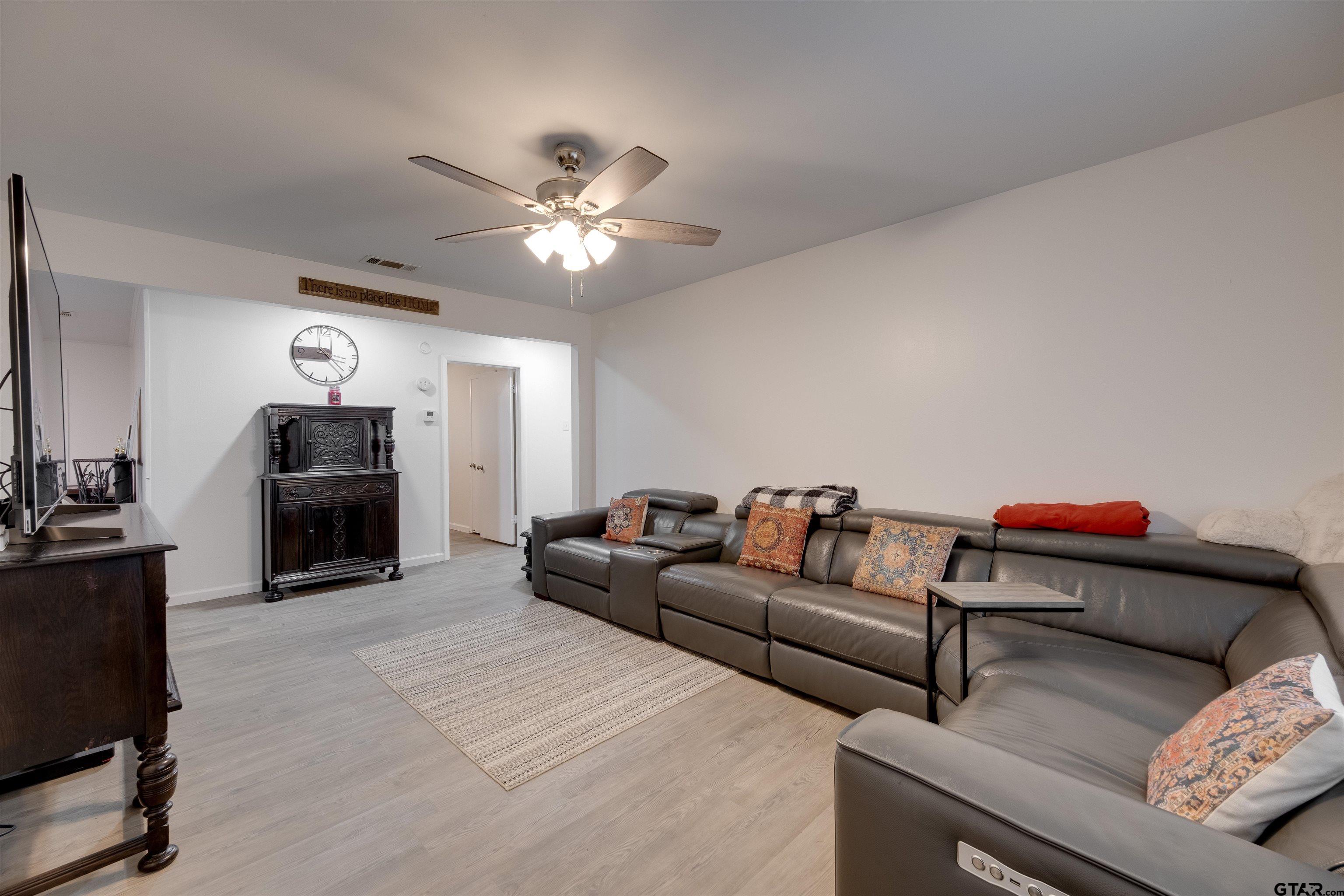 605 West Point Tap