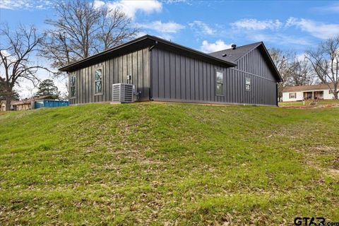 listing image 41