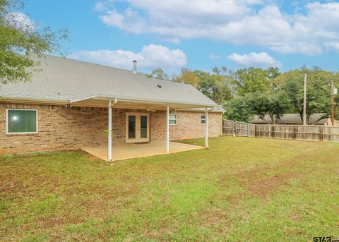 A home in White Oak