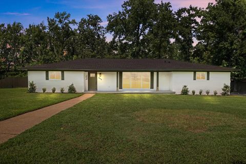 2515 Preston Ave Tyler TX 75701