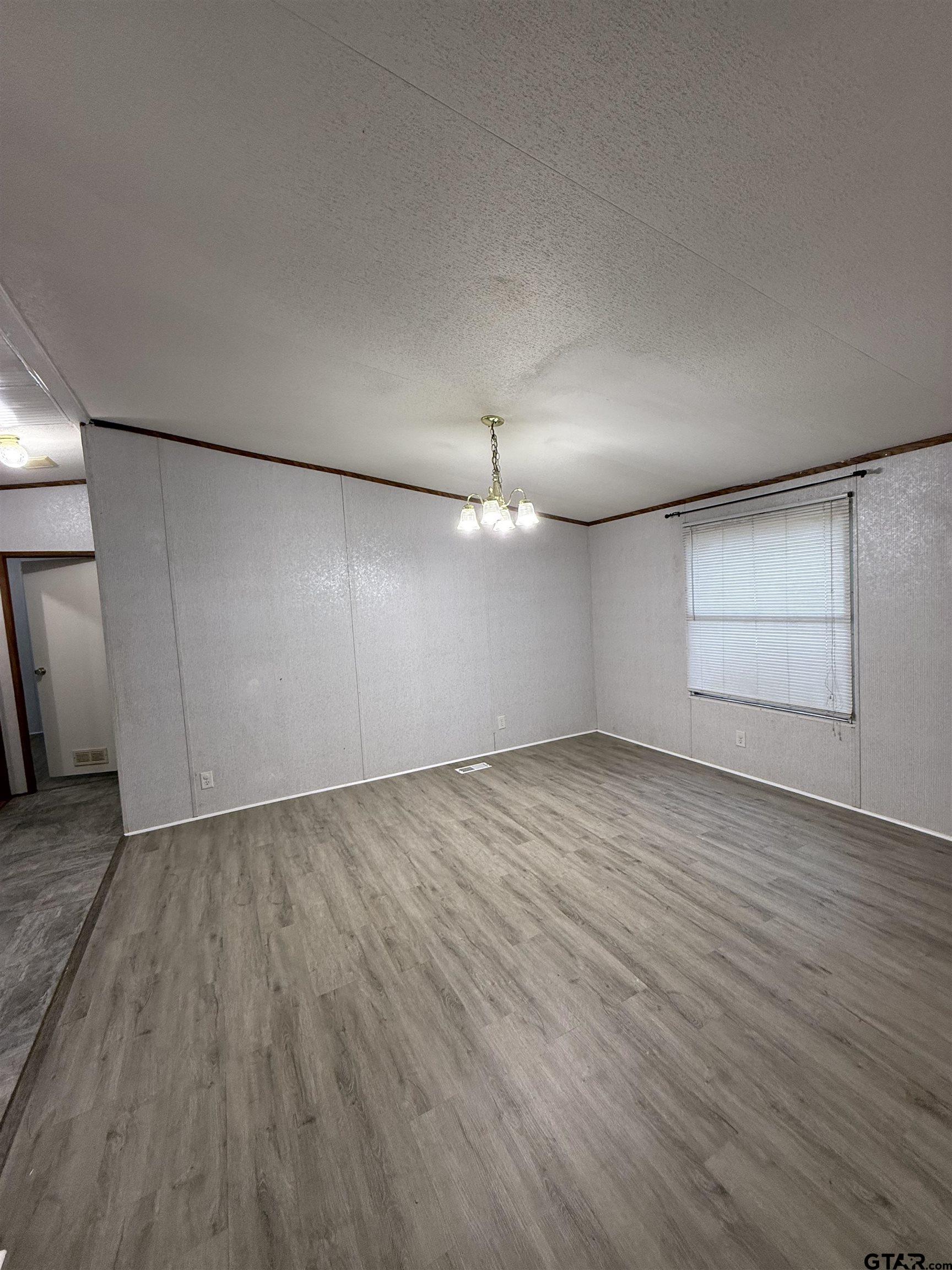 115 Knotty Pine Drive