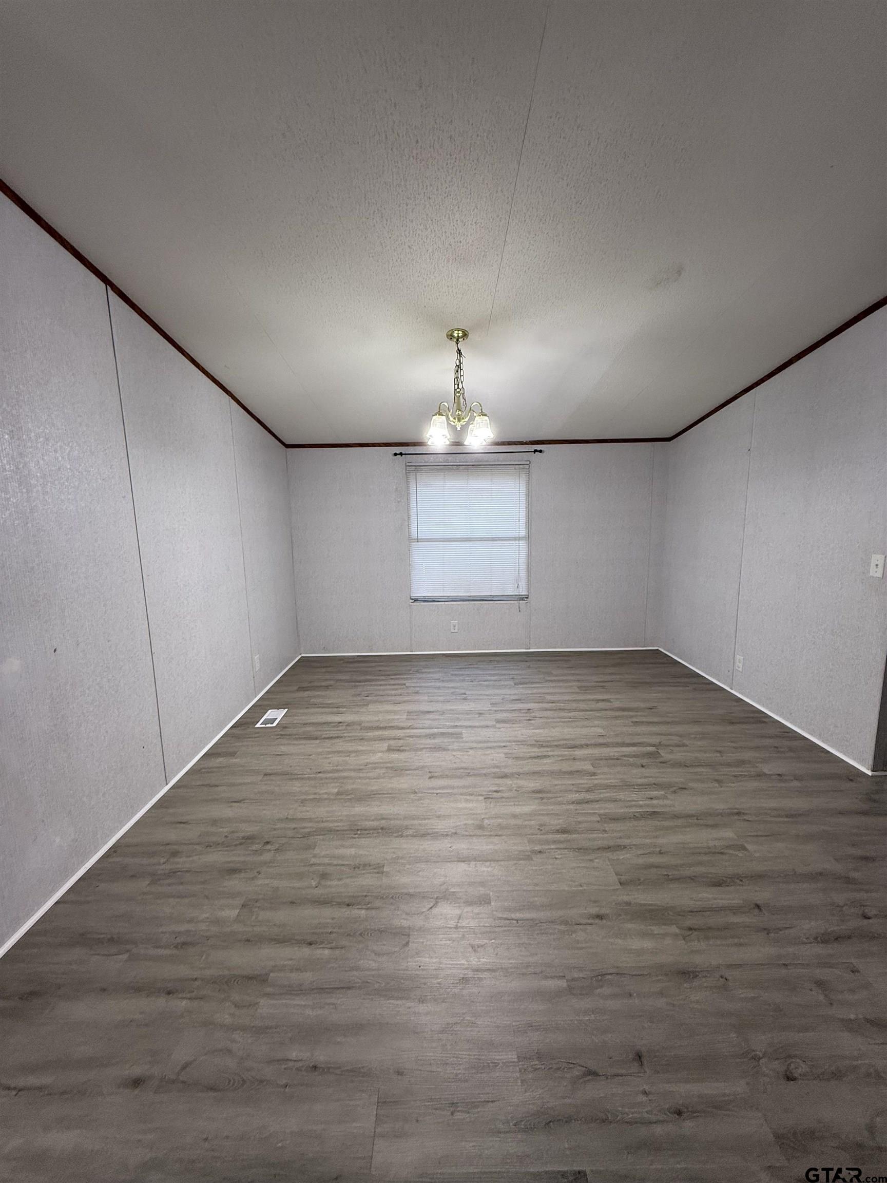 115 Knotty Pine Drive