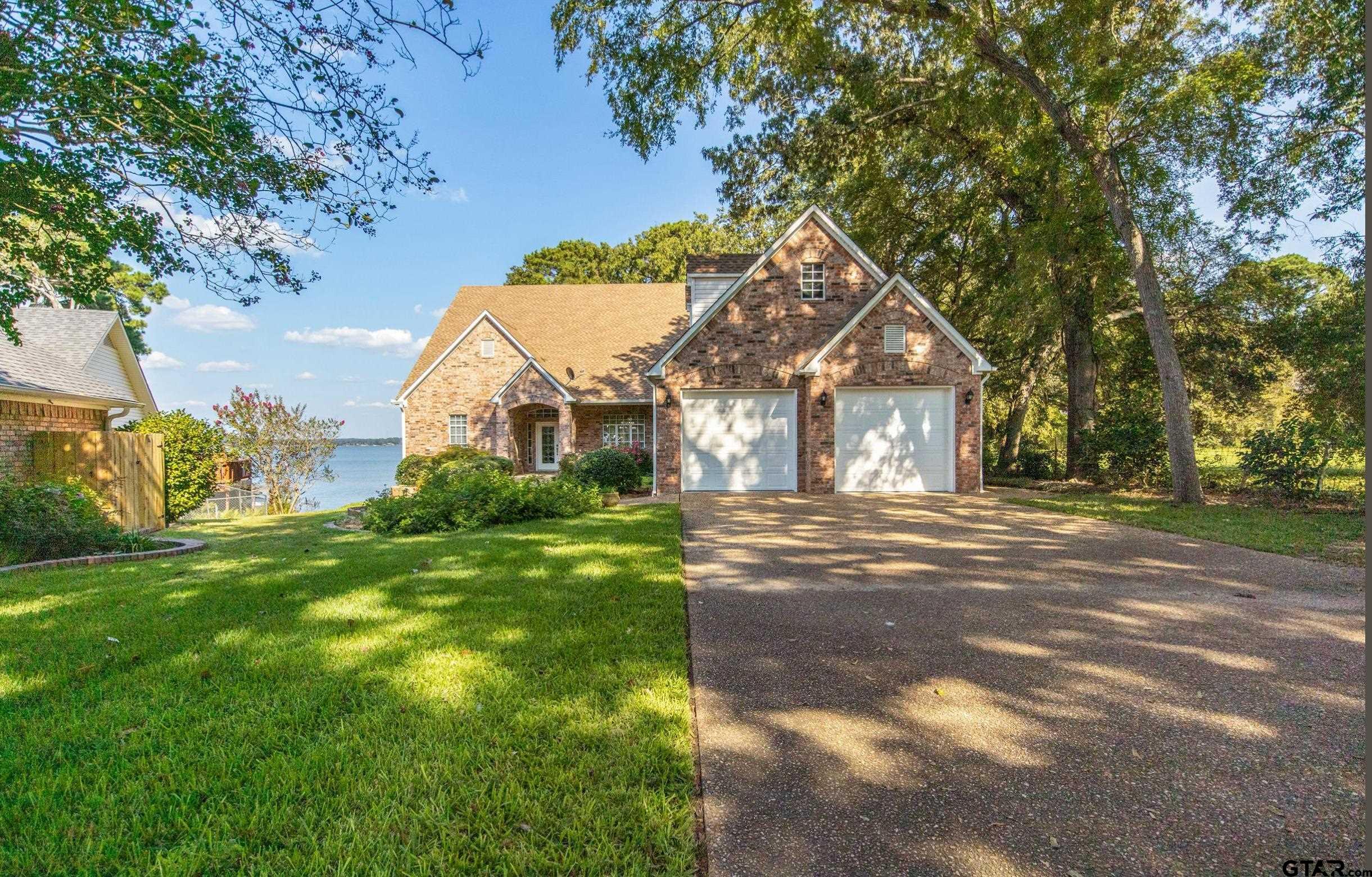 22716 Diamond Bay Dr