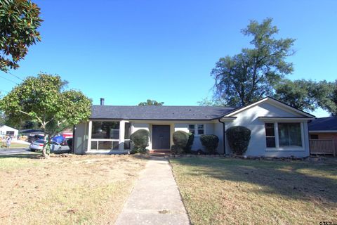 1322 Sunset Dr Tyler TX 75701