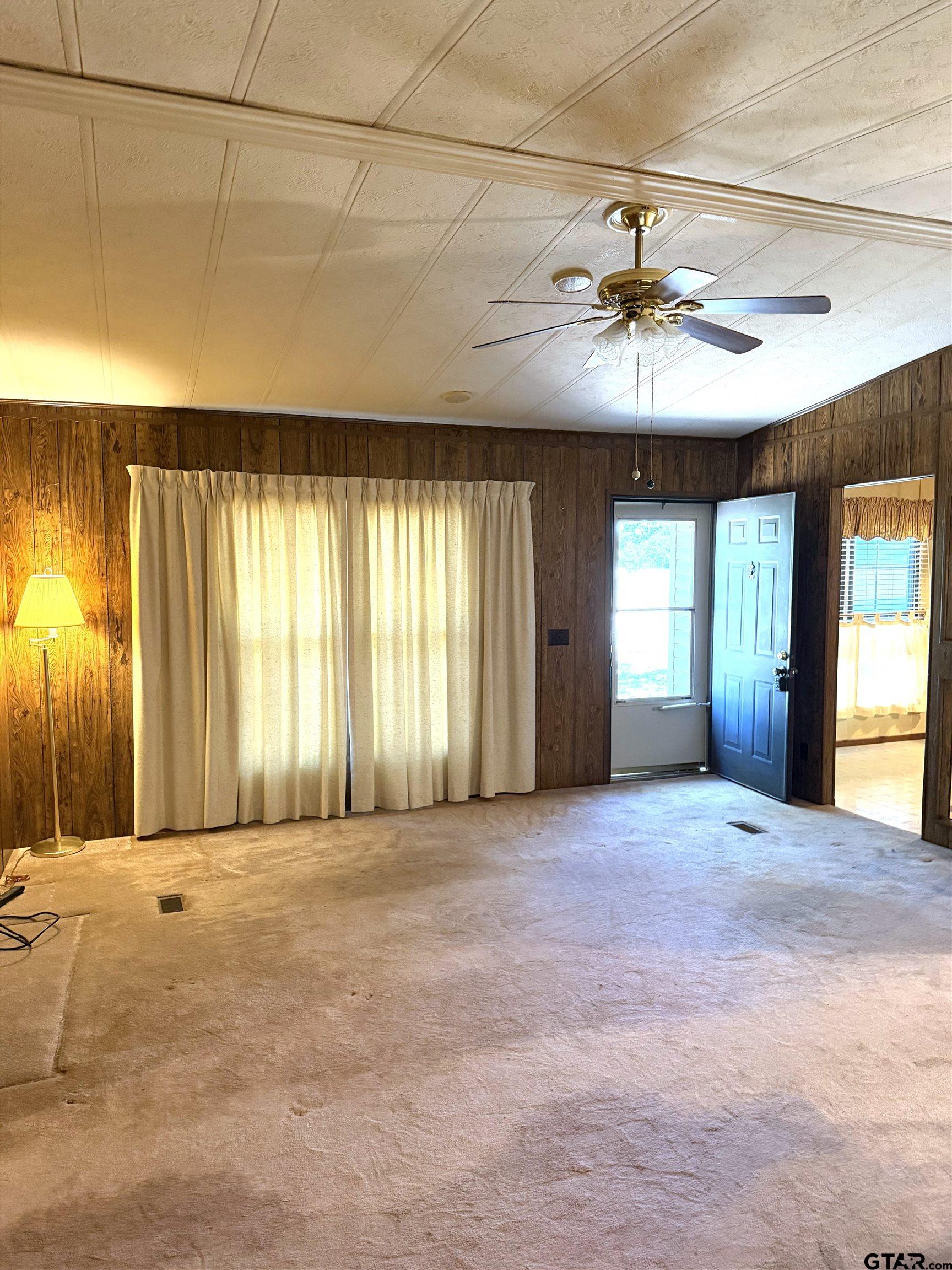 4905 FM 2709