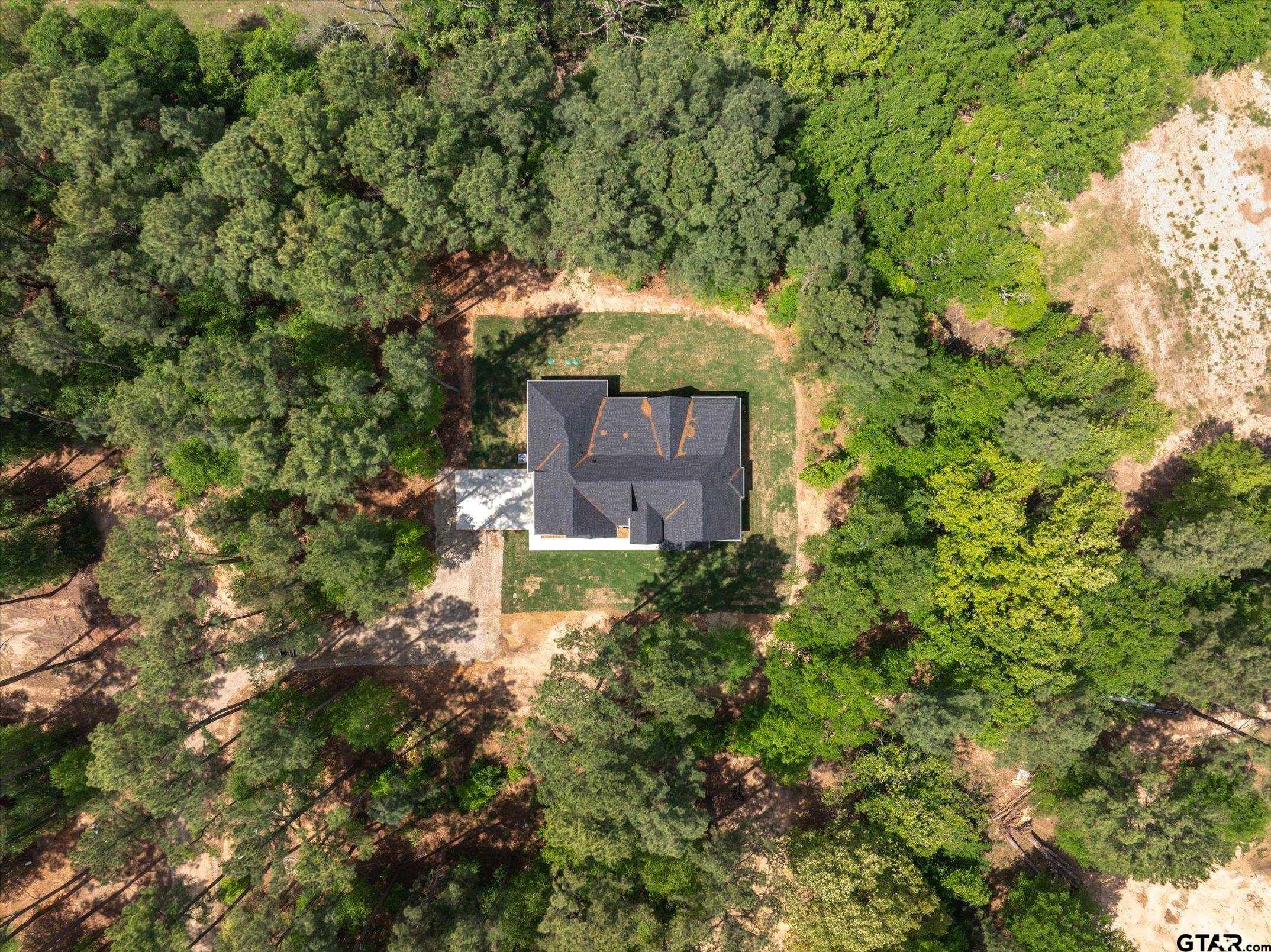 404 Private Road 5808