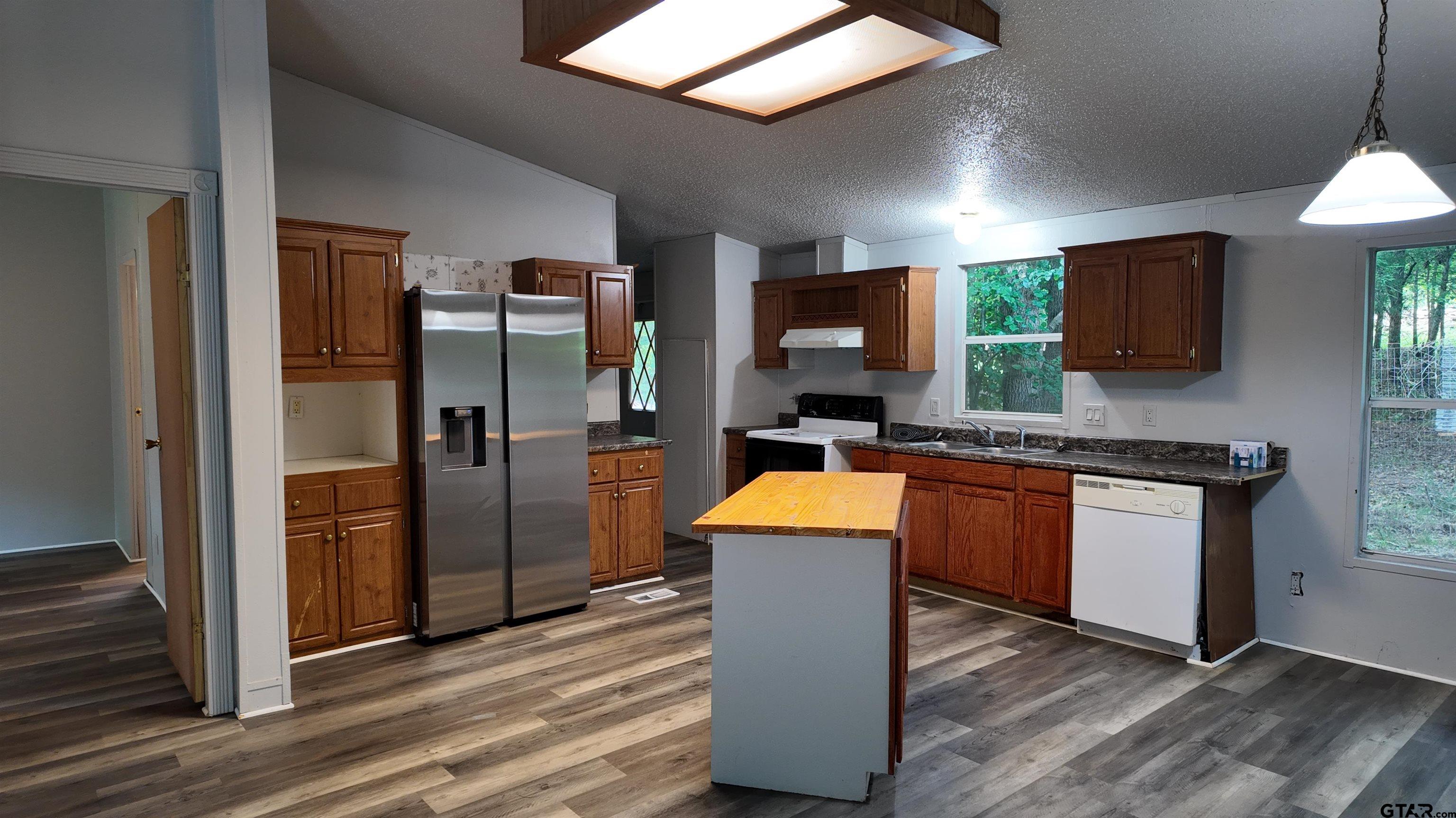 13506 County Road 3104