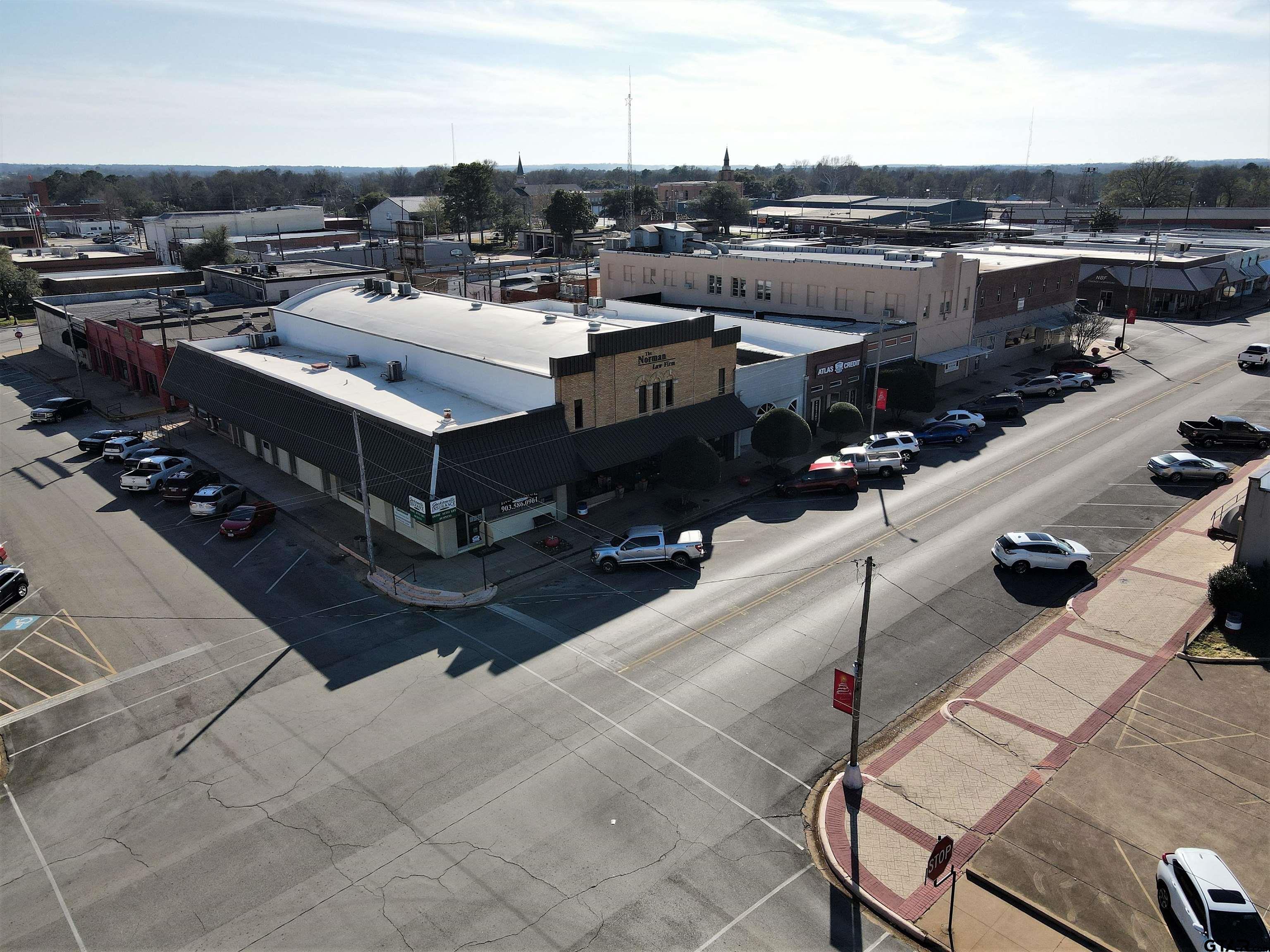 215-217 E Commerce