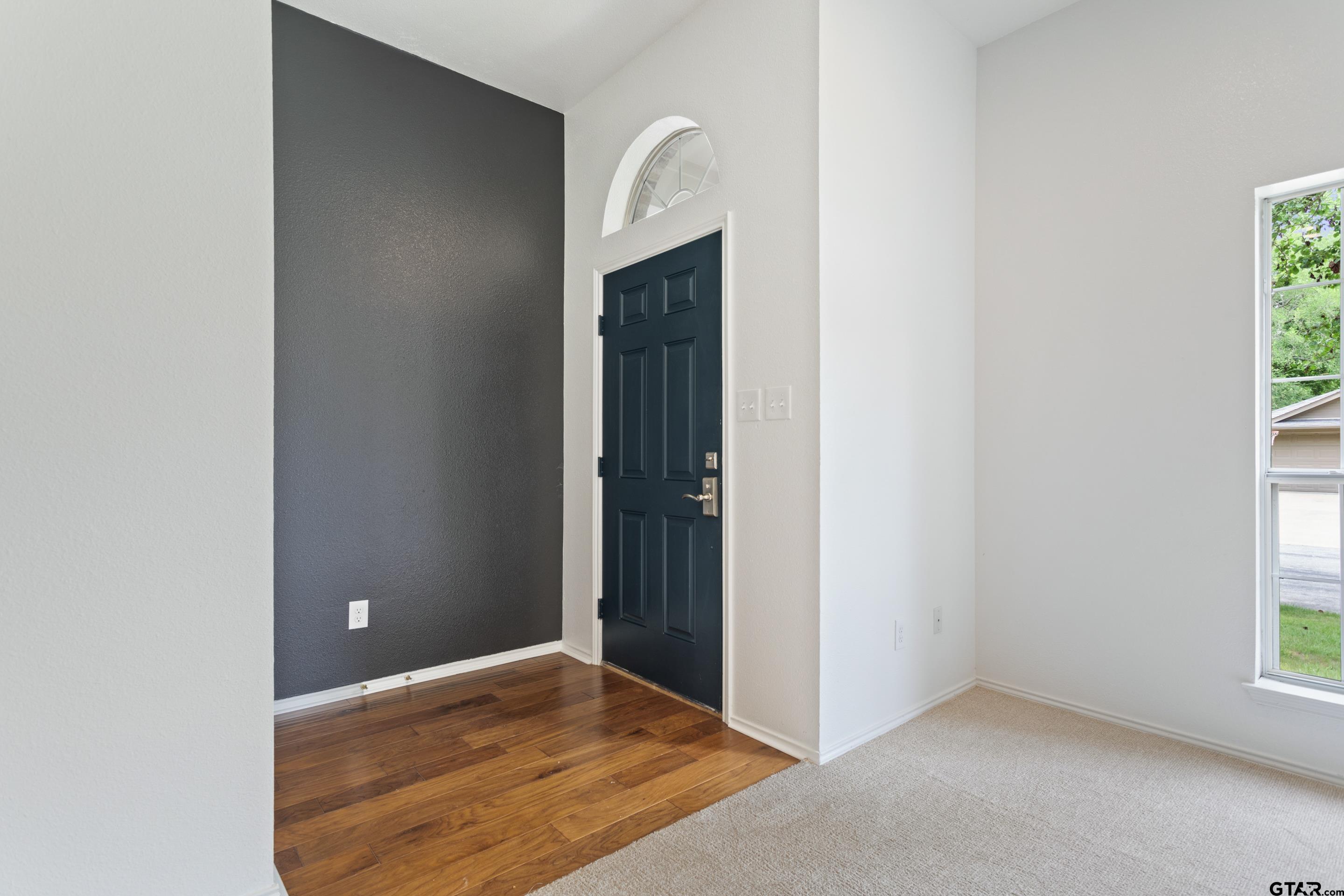 541 Frederick Cir