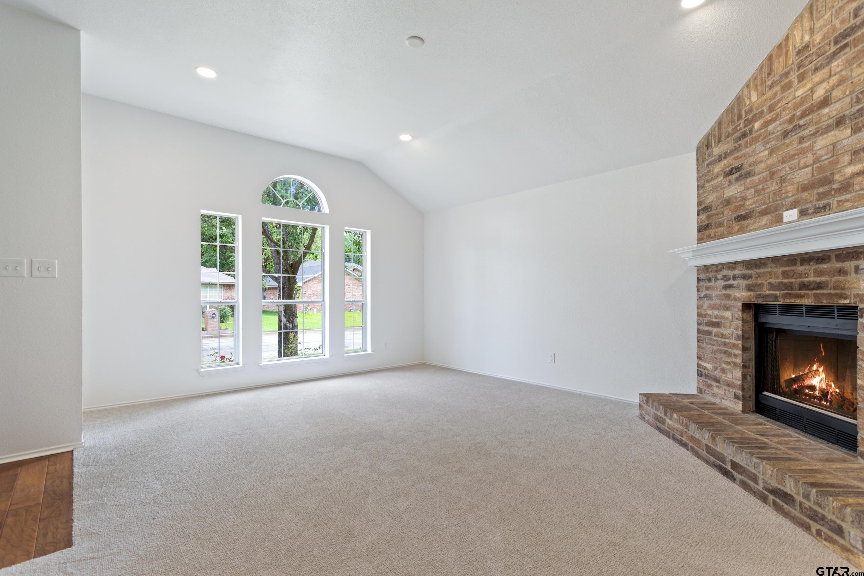 541 Frederick Cir