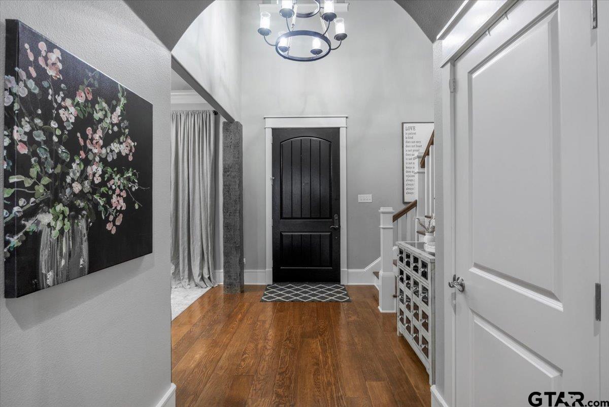 16510 Fox Run Ln.