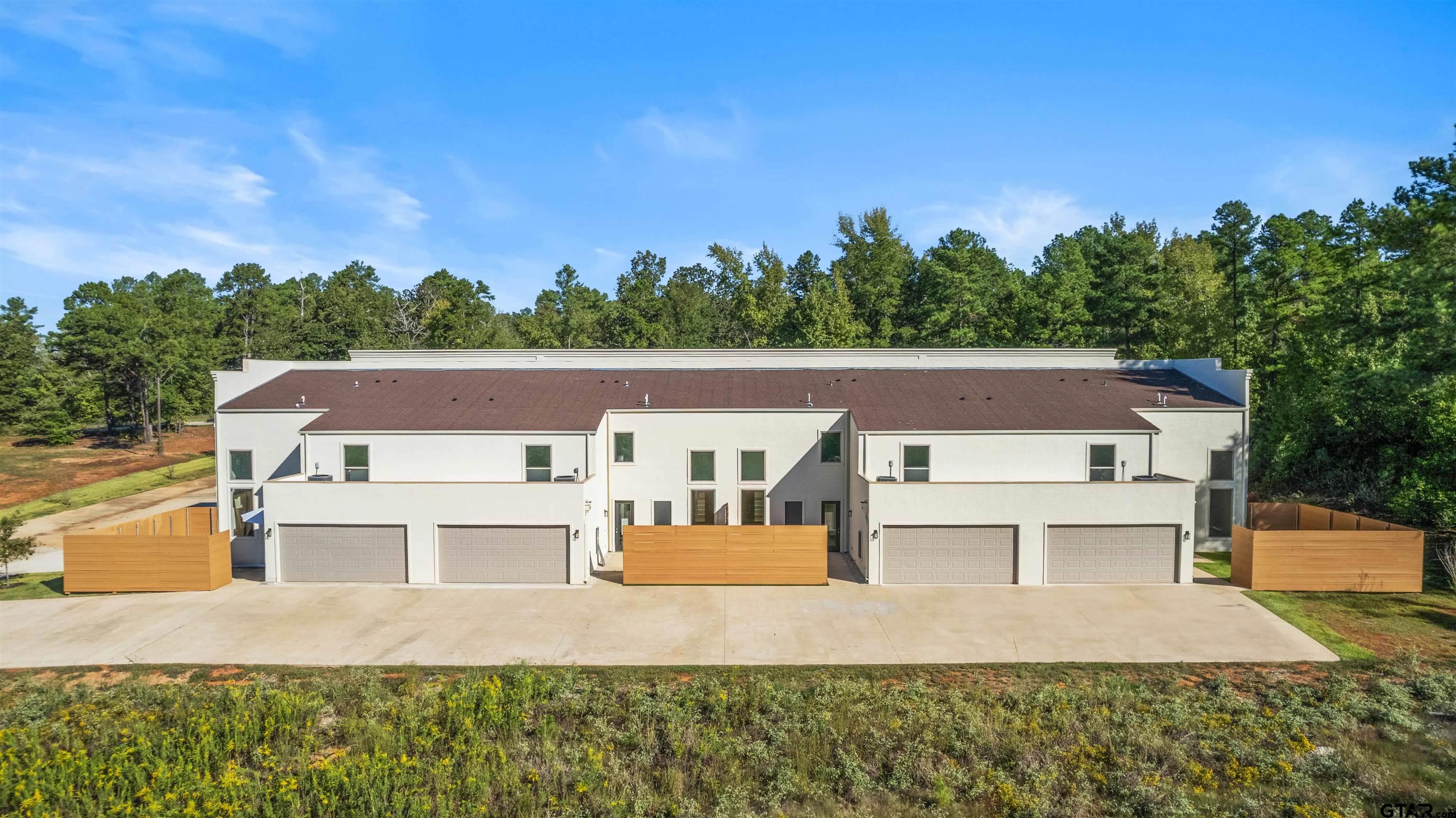 1212 Centennial Trail