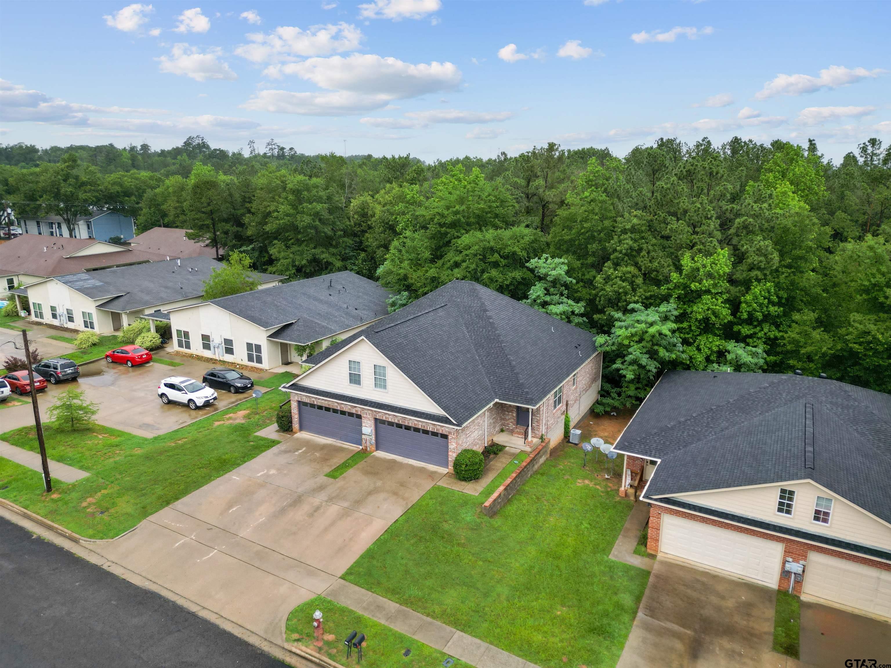 Tyler, Texas 75707, United States, 6 Bedrooms Bedrooms, ,4 BathroomsBathrooms,Residential,Pending,57524