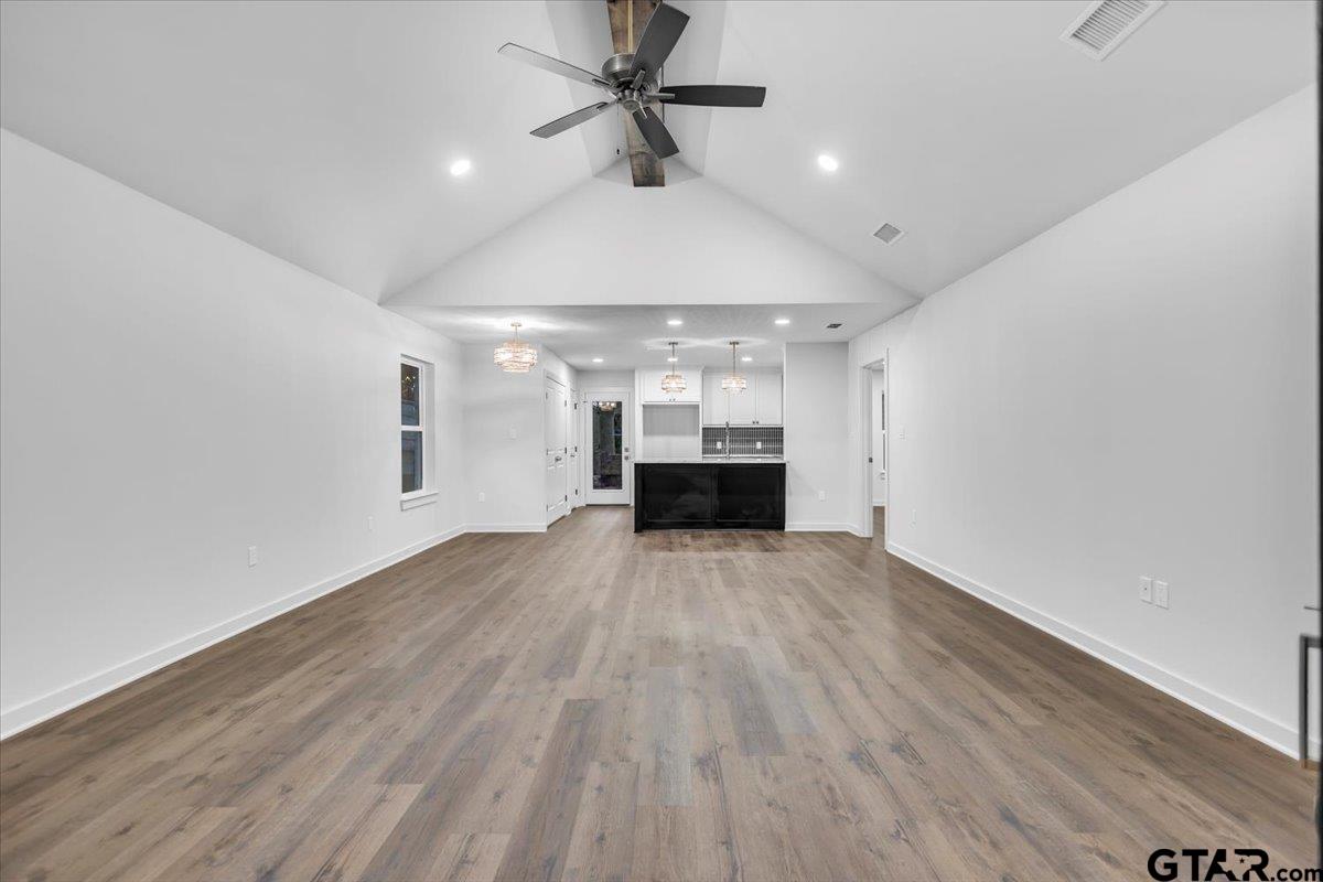 917 Crosby St.