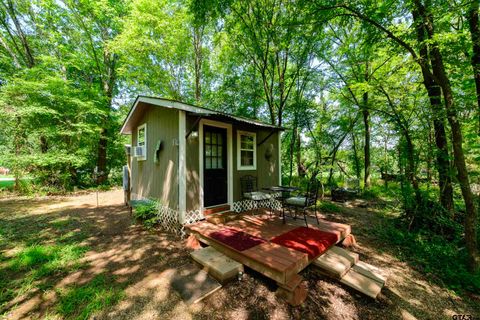 A home in Quitman