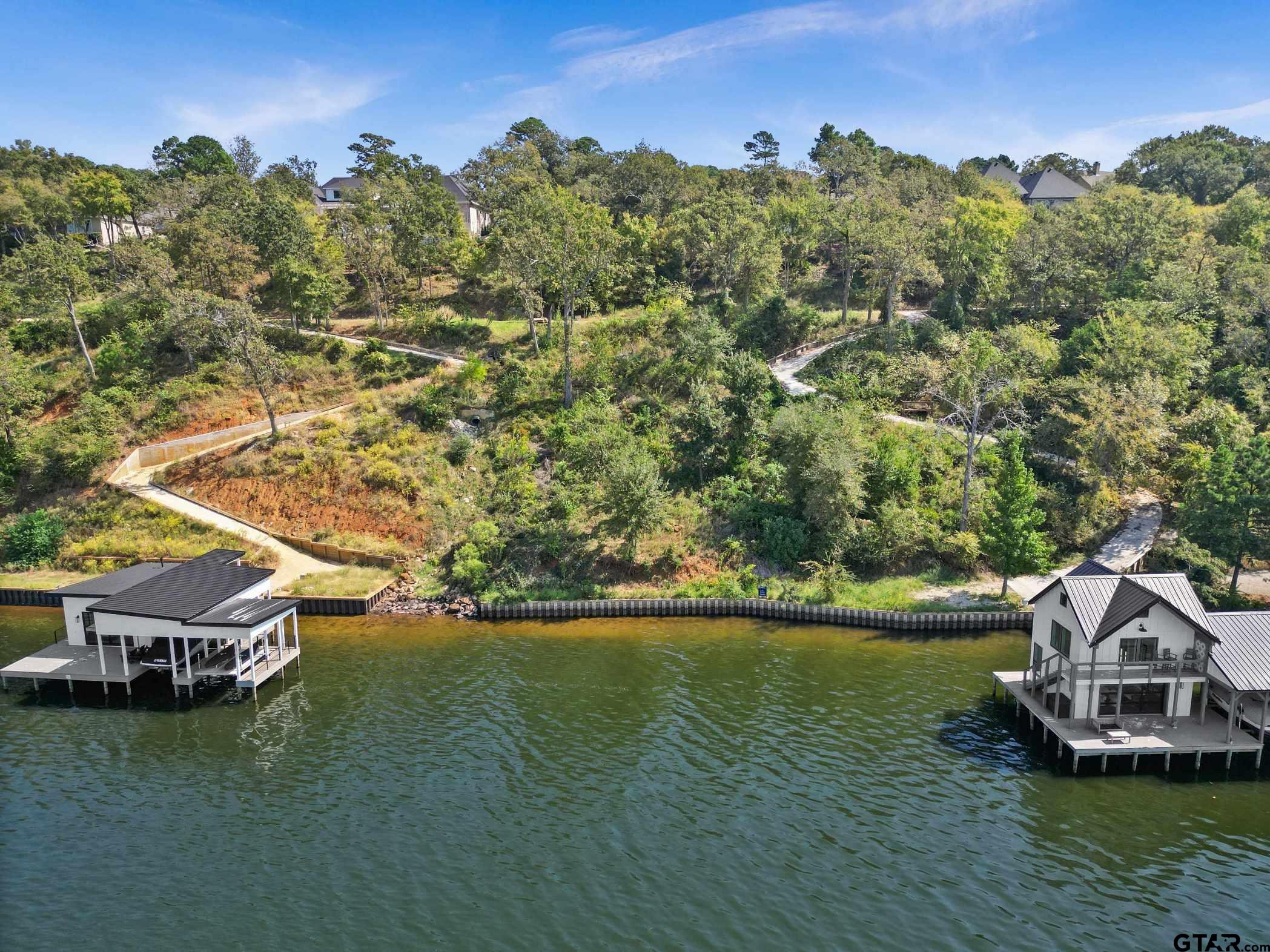 143 N Lake Bluff Drive