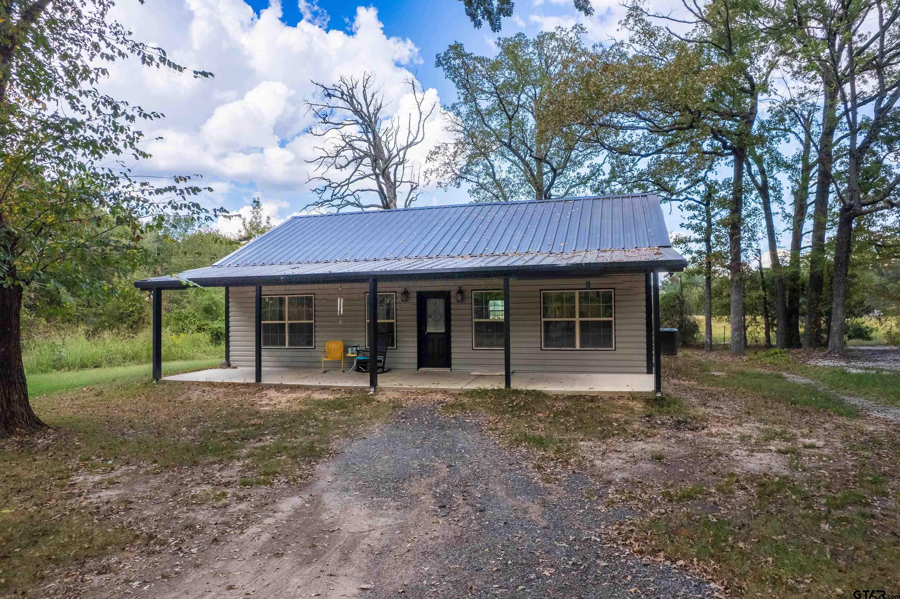 625 NE County Road 2140