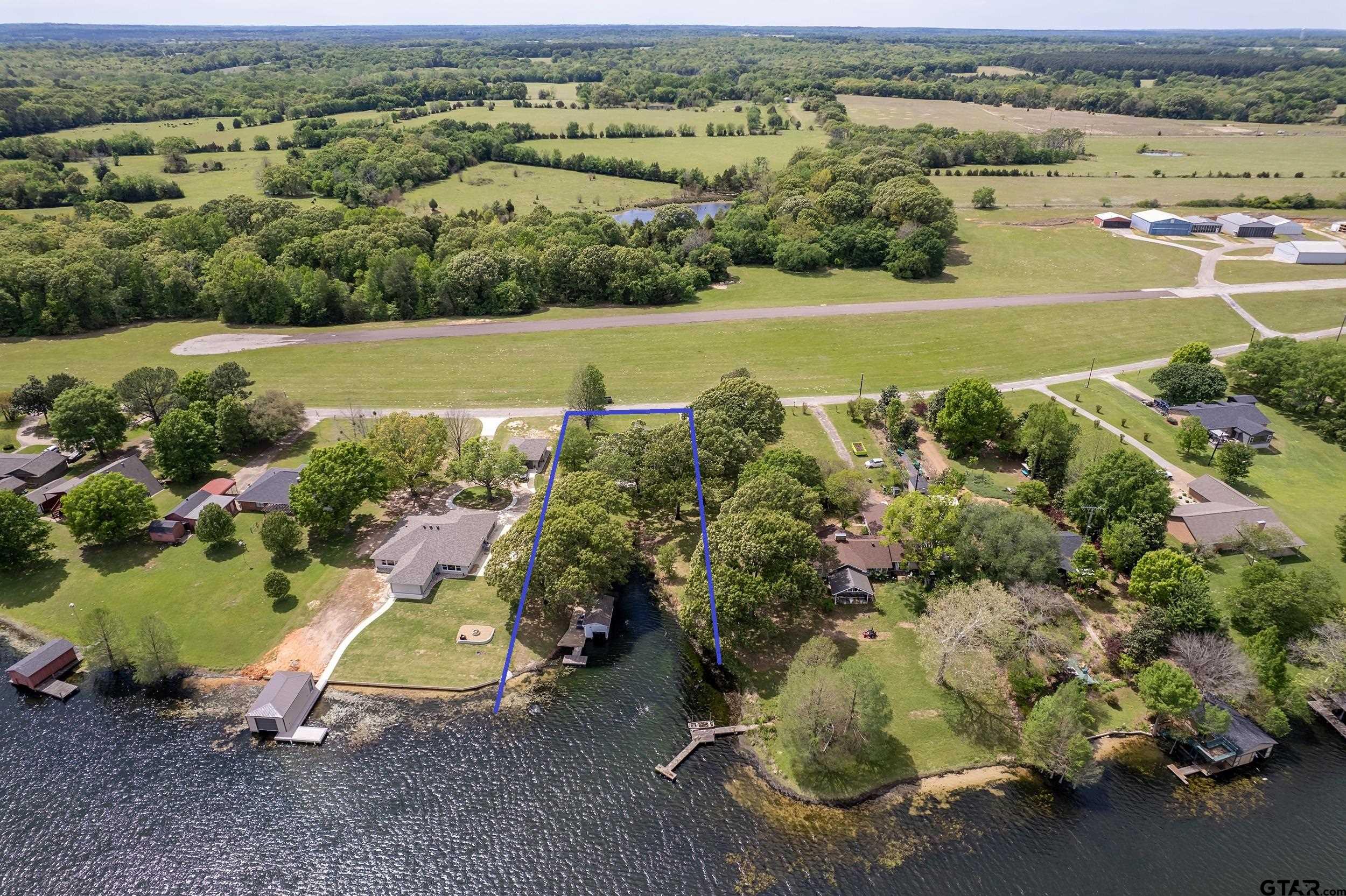 11821 West Lake Drive