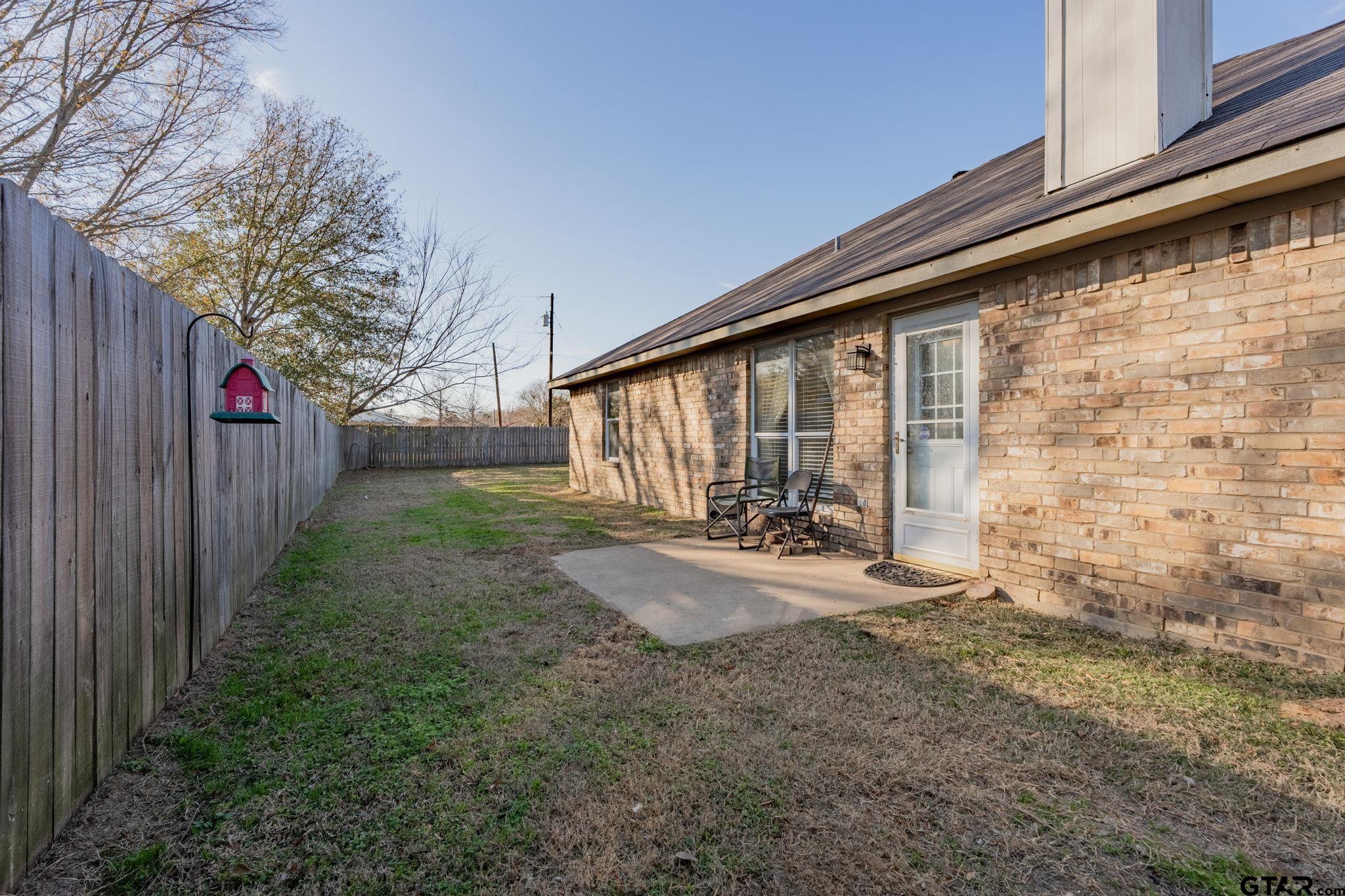 Bullard, Texas 75757, United States, 3 Bedrooms Bedrooms, ,2 BathroomsBathrooms,Residential,Pending,67353