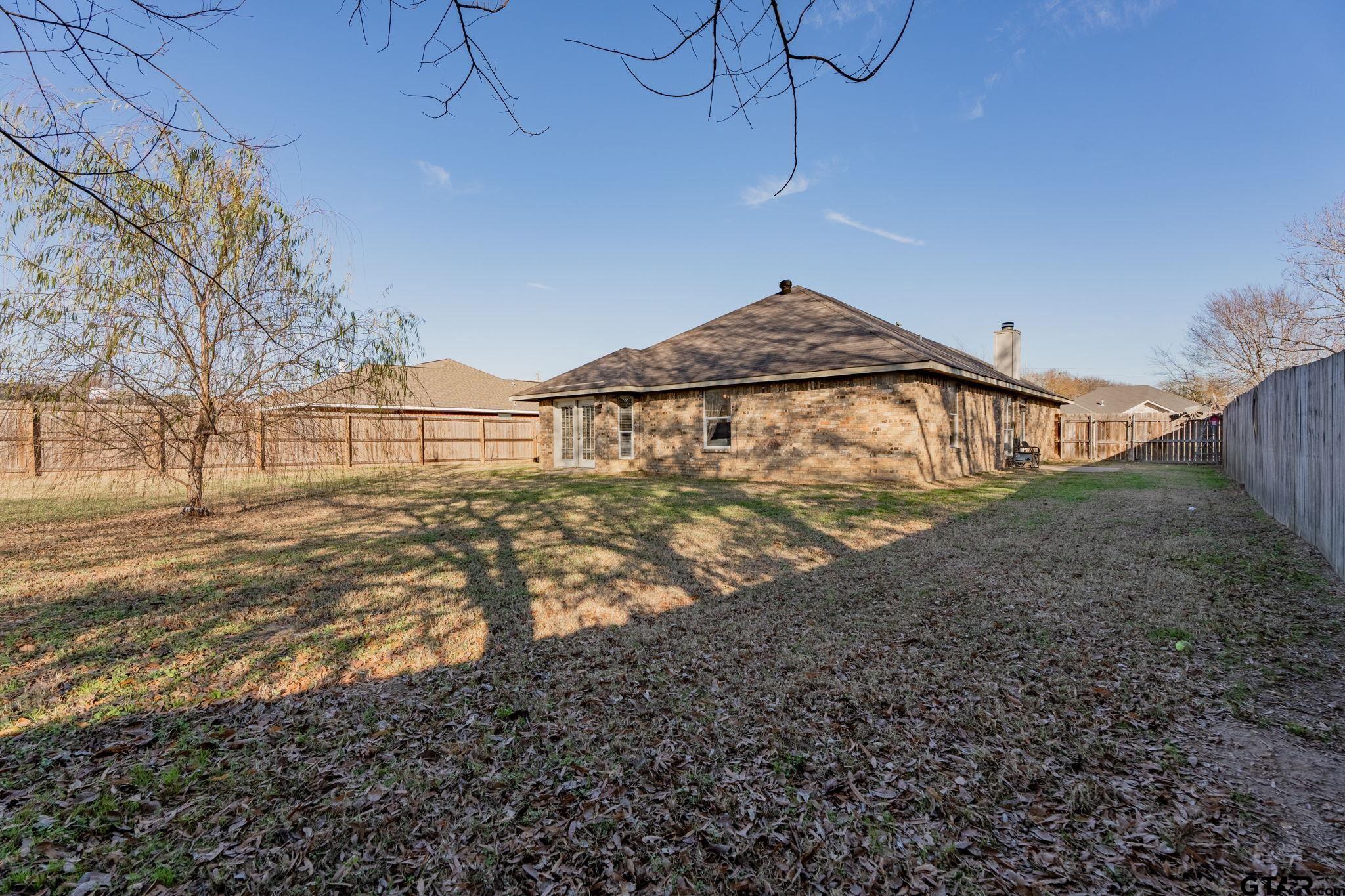 Bullard, Texas 75757, United States, 3 Bedrooms Bedrooms, ,2 BathroomsBathrooms,Residential,Pending,67353