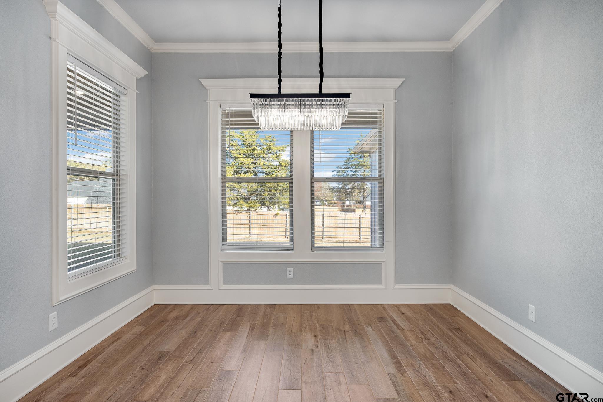 Tyler, Texas 75706, United States, 4 Bedrooms Bedrooms, ,3 BathroomsBathrooms,Residential,Active,254117