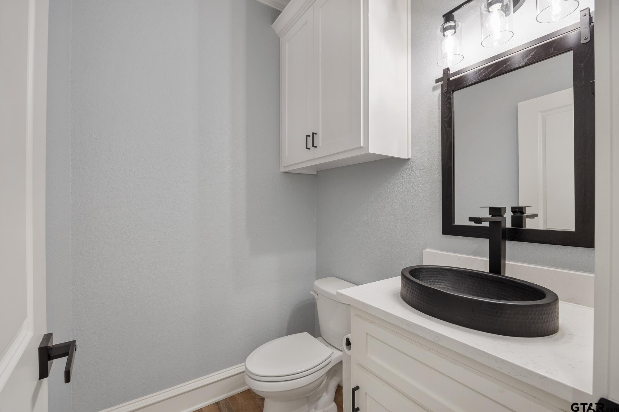 Tyler, Texas 75706, United States, 4 Bedrooms Bedrooms, ,3 BathroomsBathrooms,Residential,Active,254117