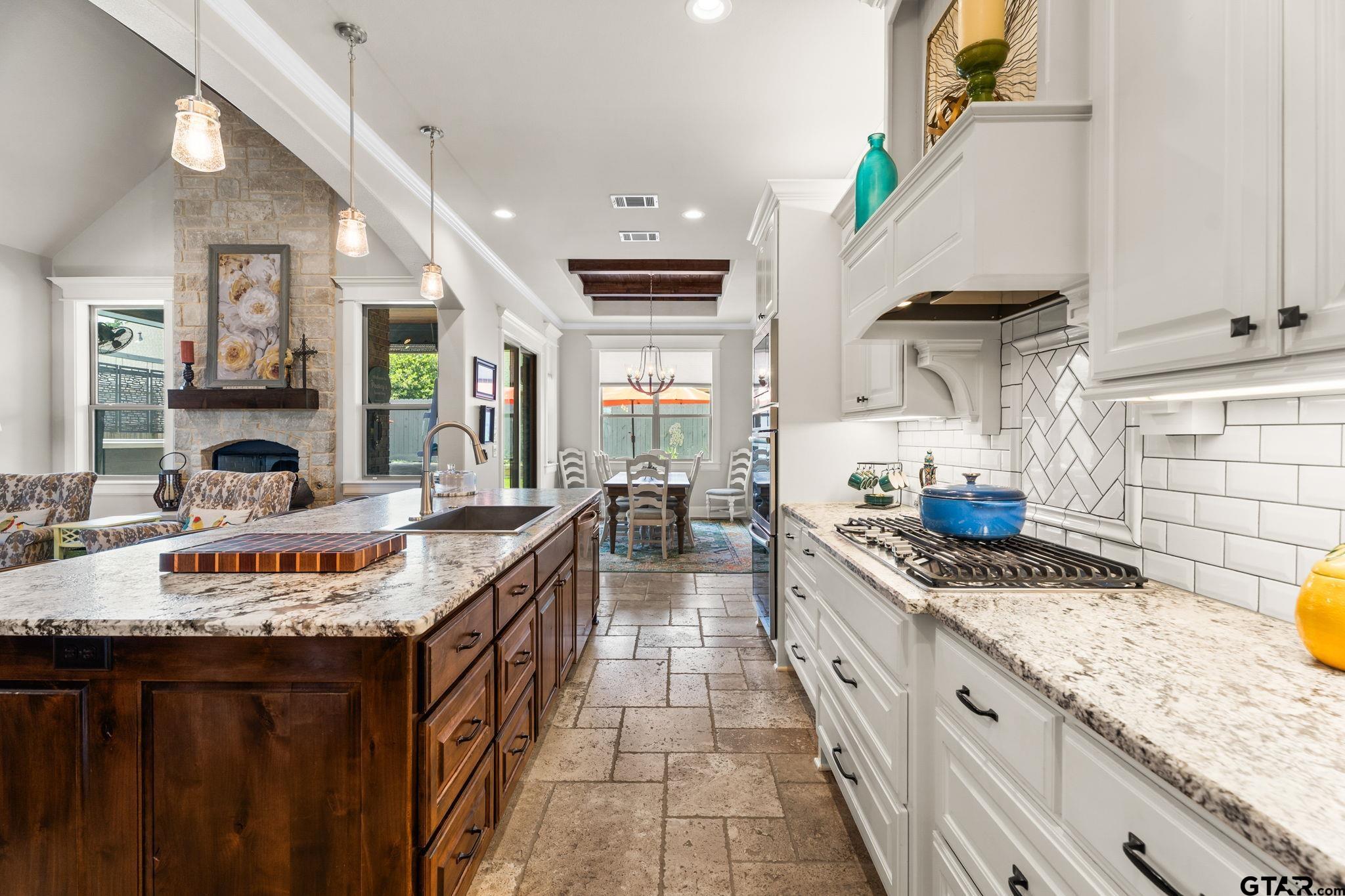 6623 Tower Ct