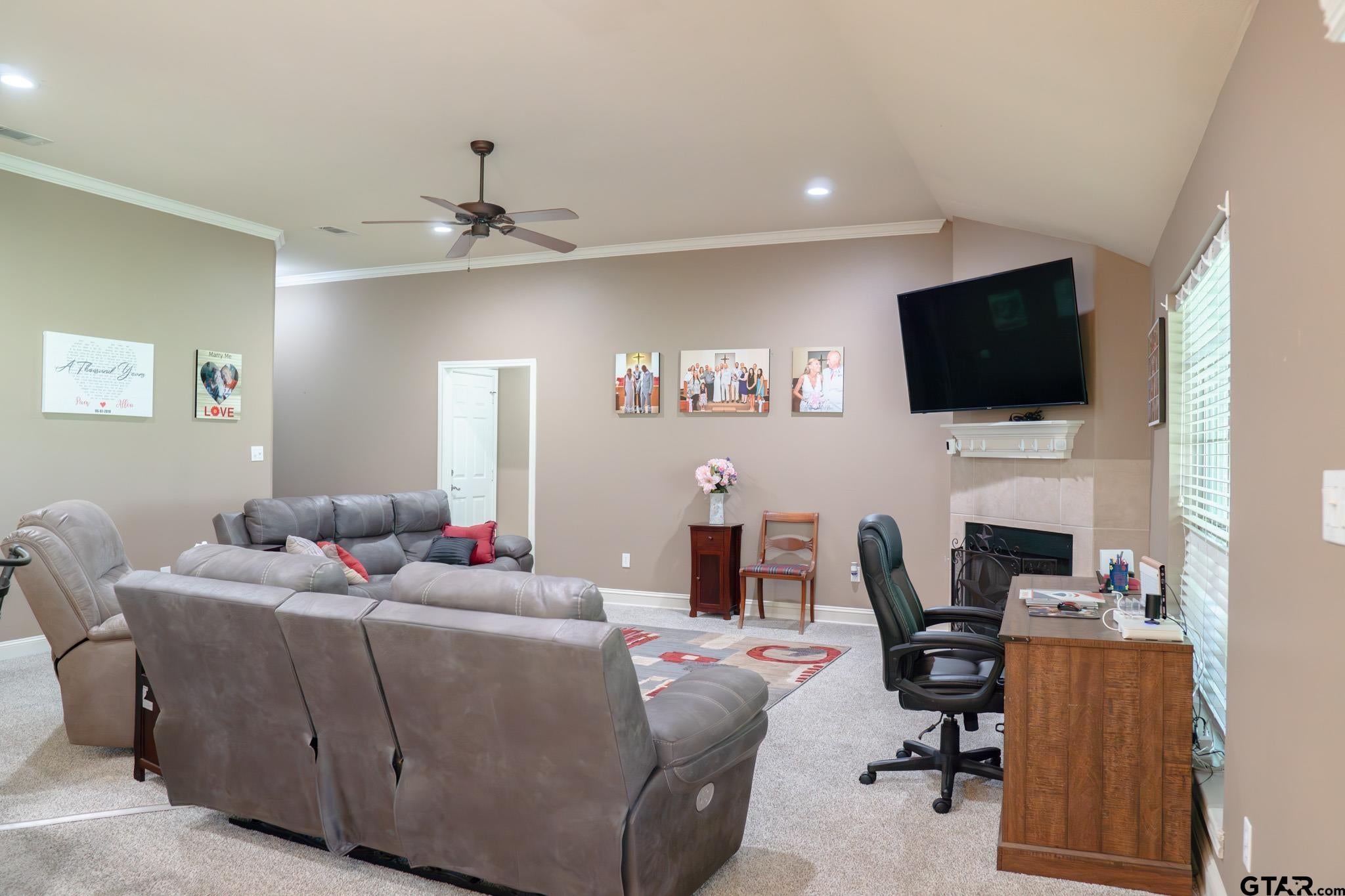 19018 Gaines Way
