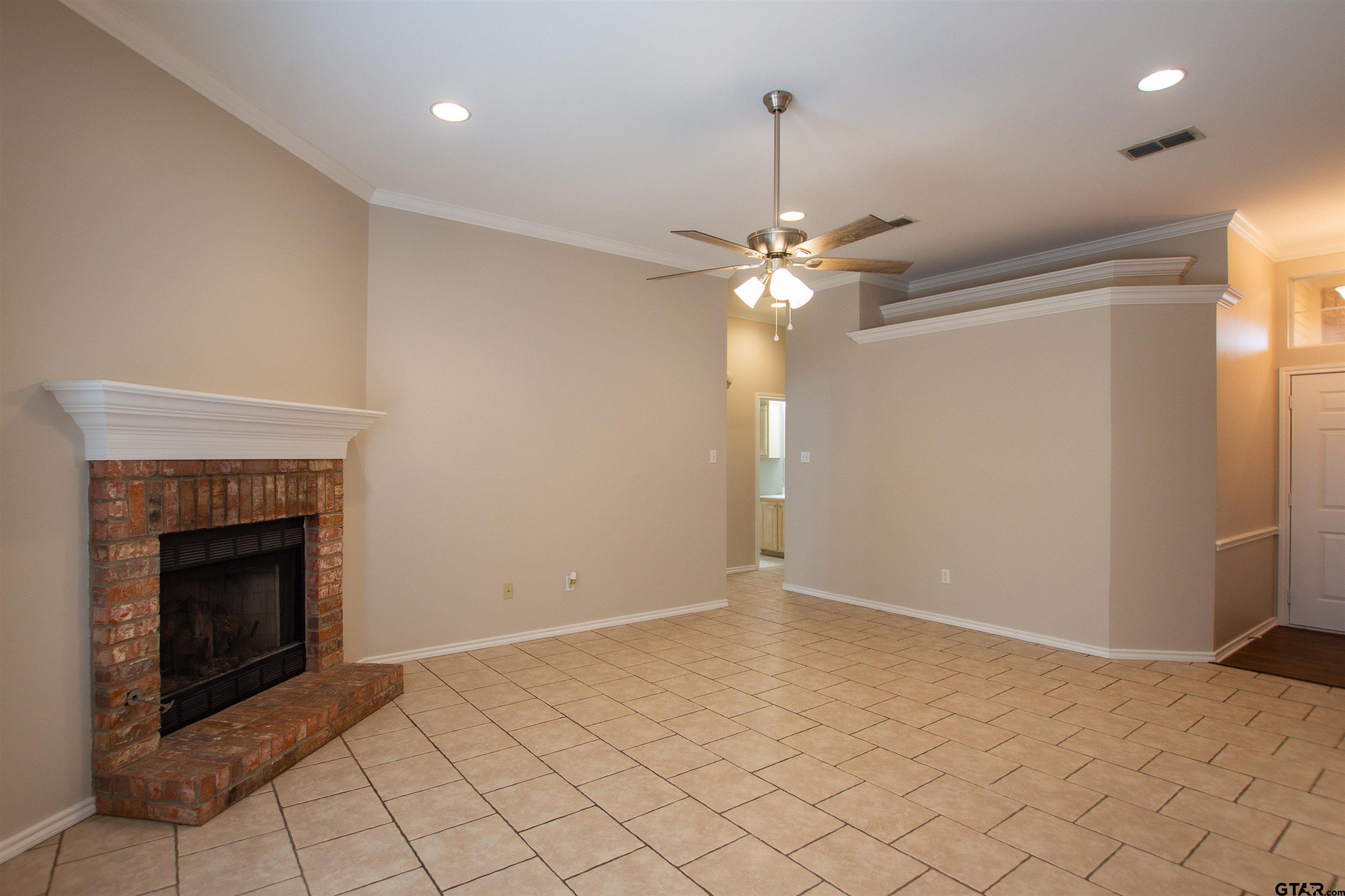 5716 Bostick Dr