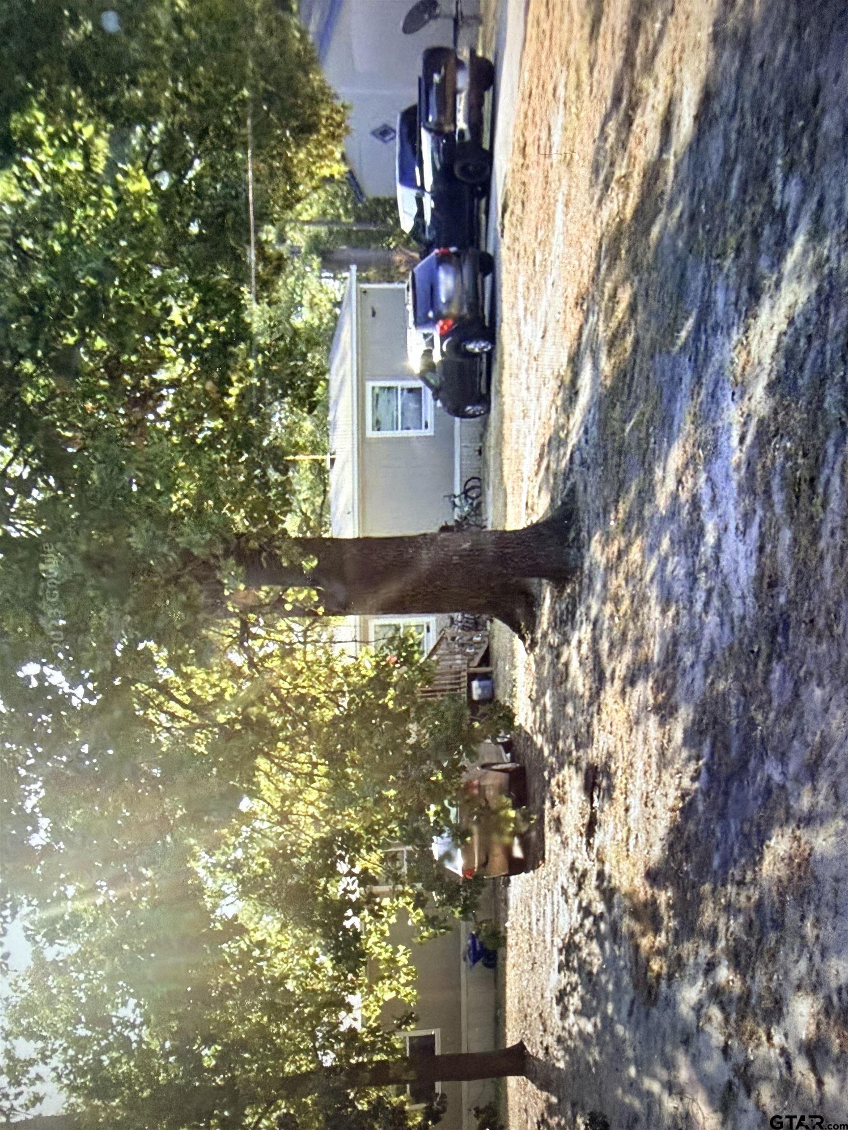 17202 Countrywood Ln