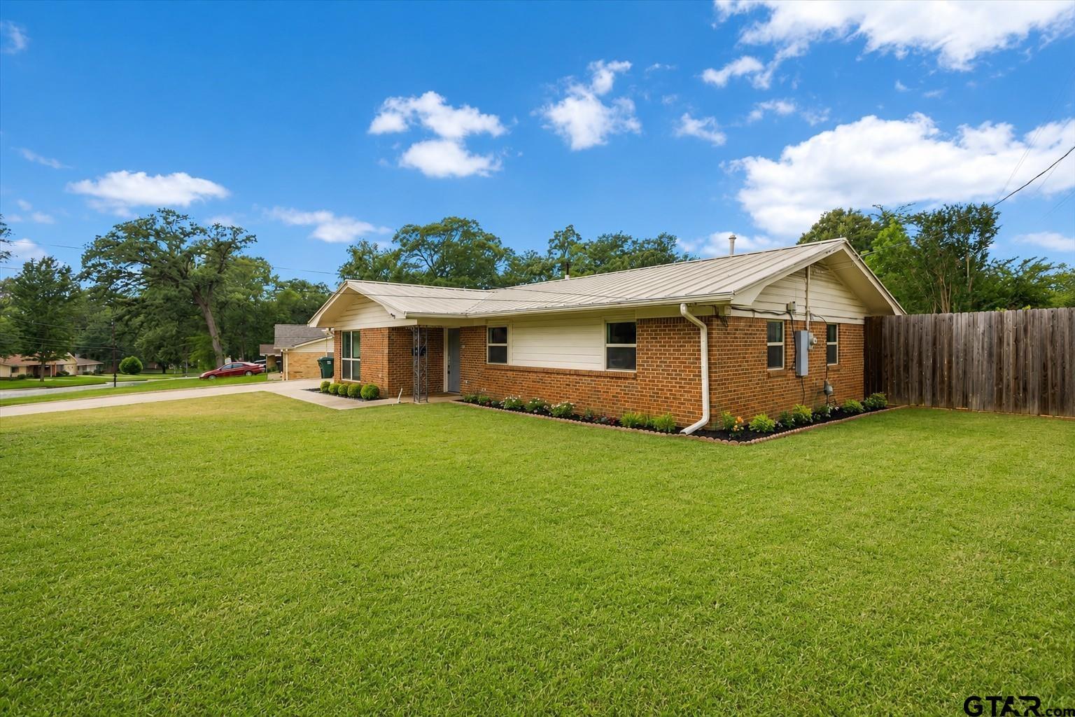 3416 Timberlane Drive